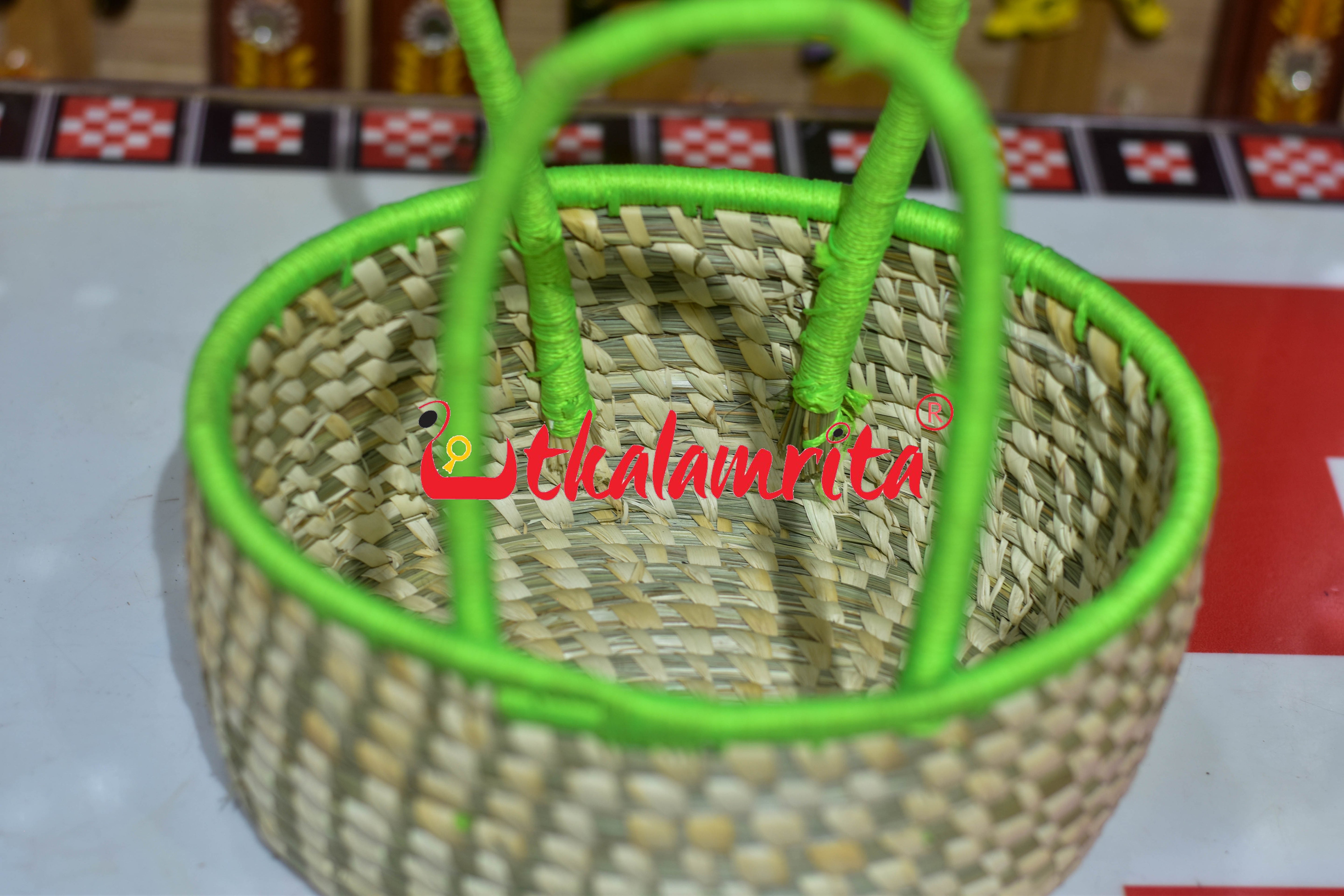 Sparrow Basket Medium Fluorescent Green