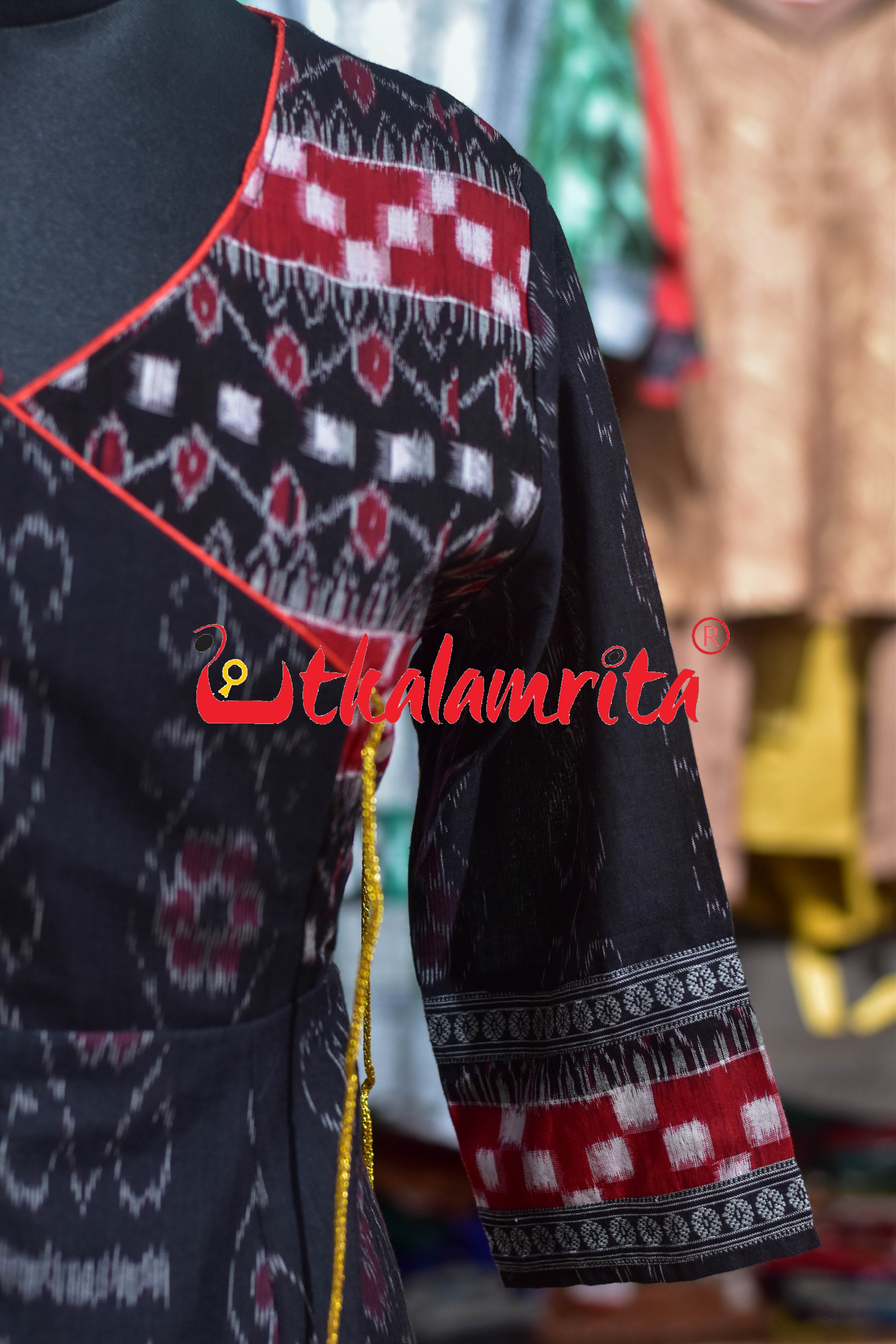 Black Flower Bandha Red Dhanpatri (Ladies' Gown)