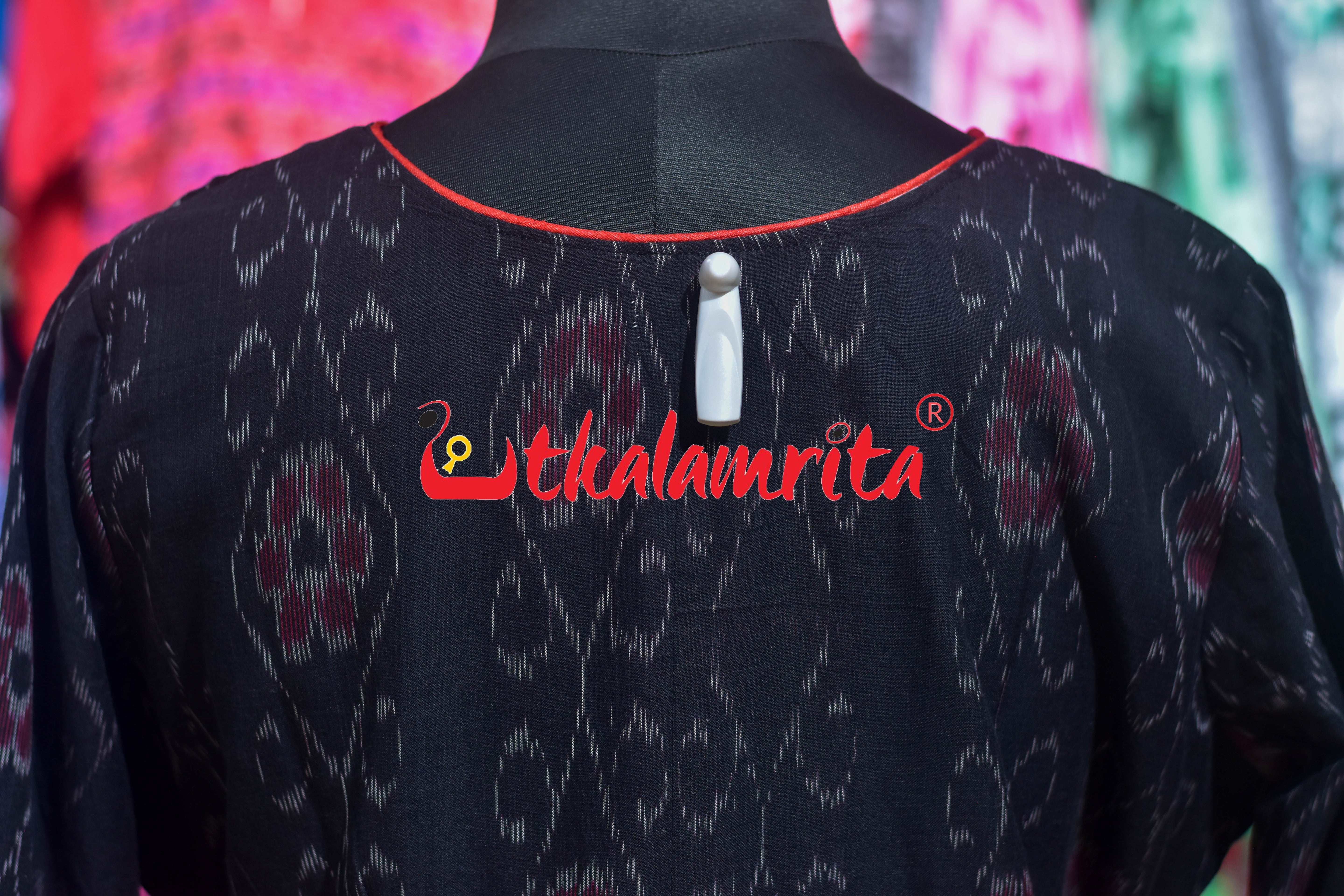 Black Flower Bandha Red Dhanpatri (Ladies' Gown)