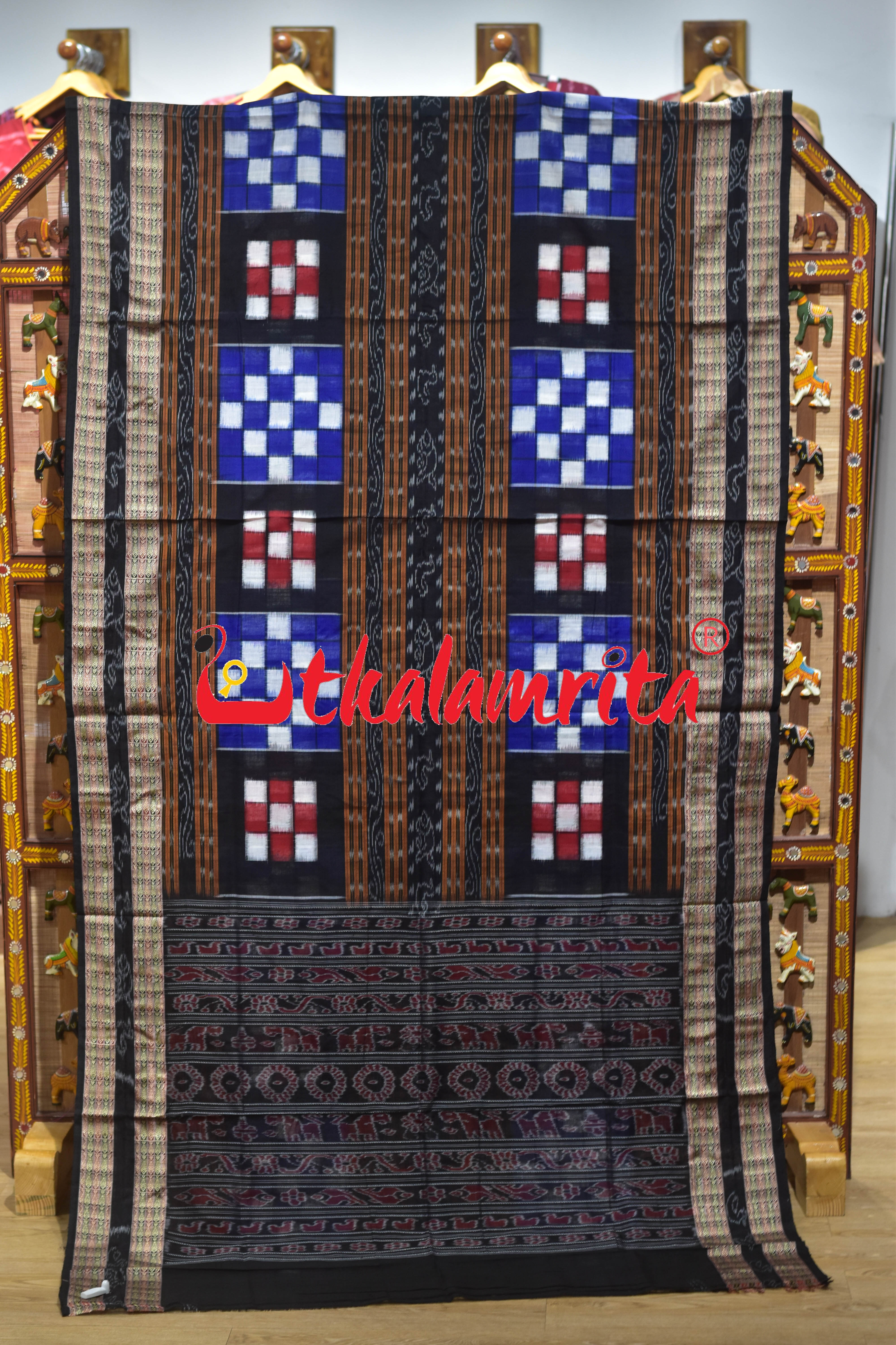 Red Blue Bichitrapuri Cotton Saree