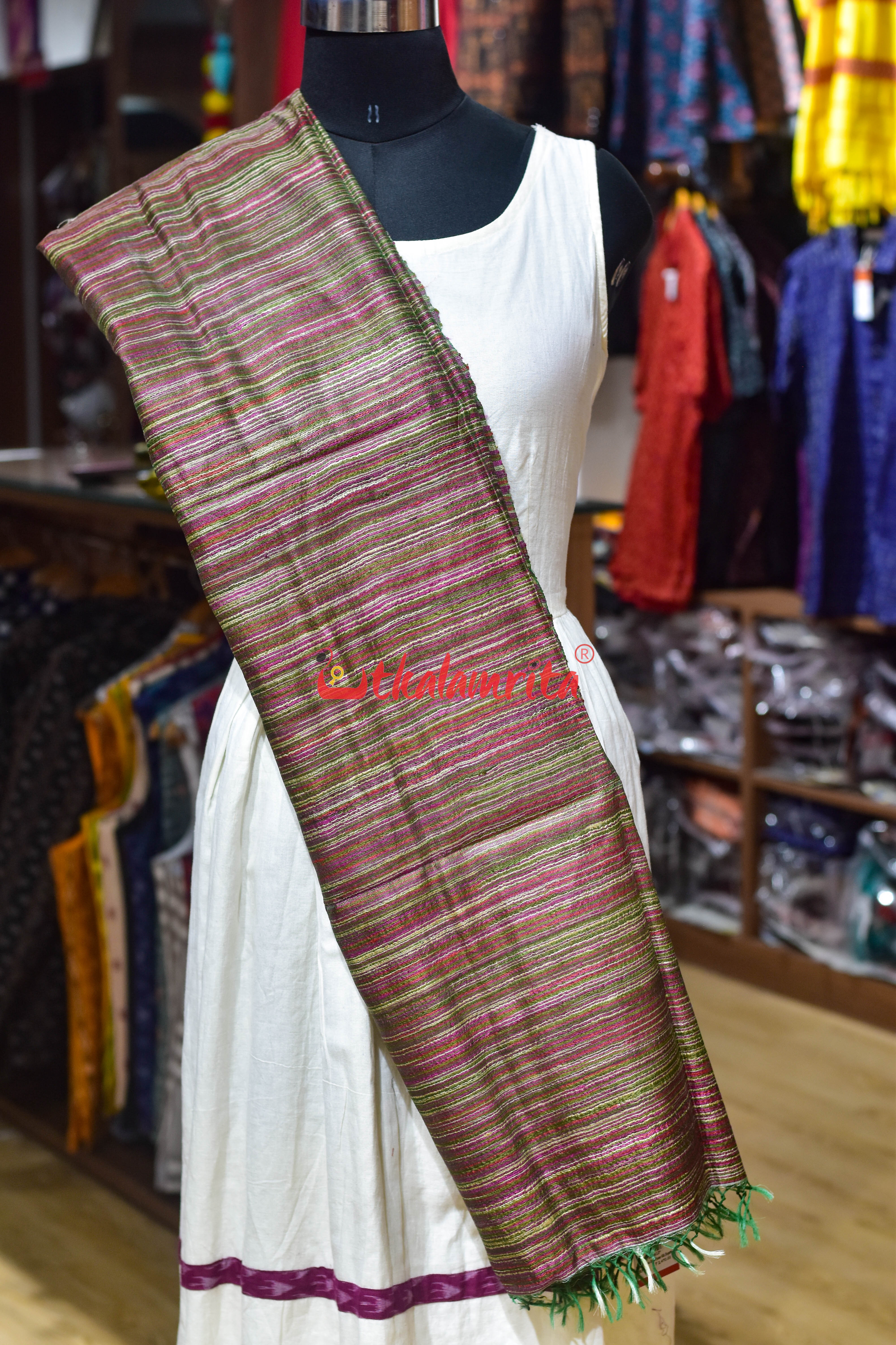 Magenta Maroon Gicha Tussar Silk (Dupatta)