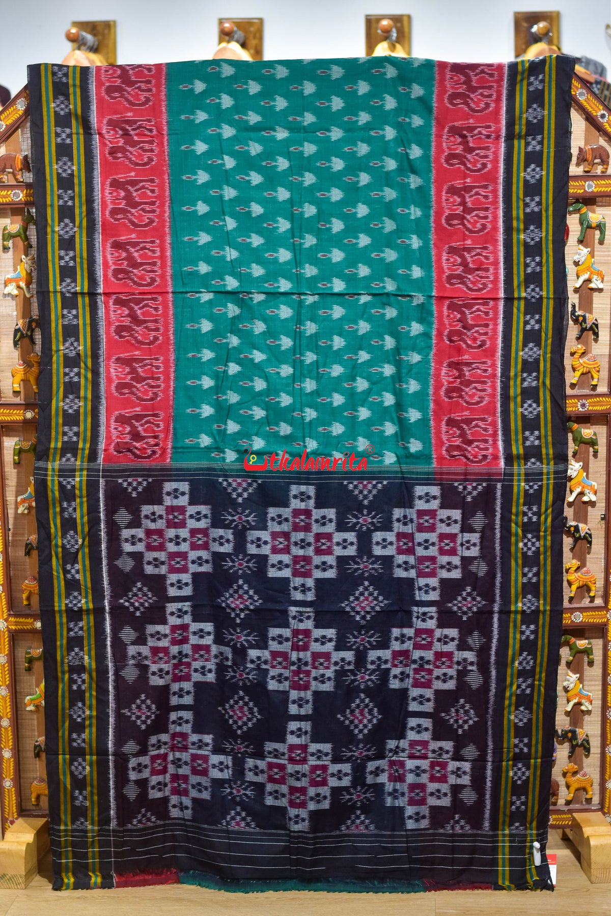 Green Red Hathi Boita Khandua Cotton Saree