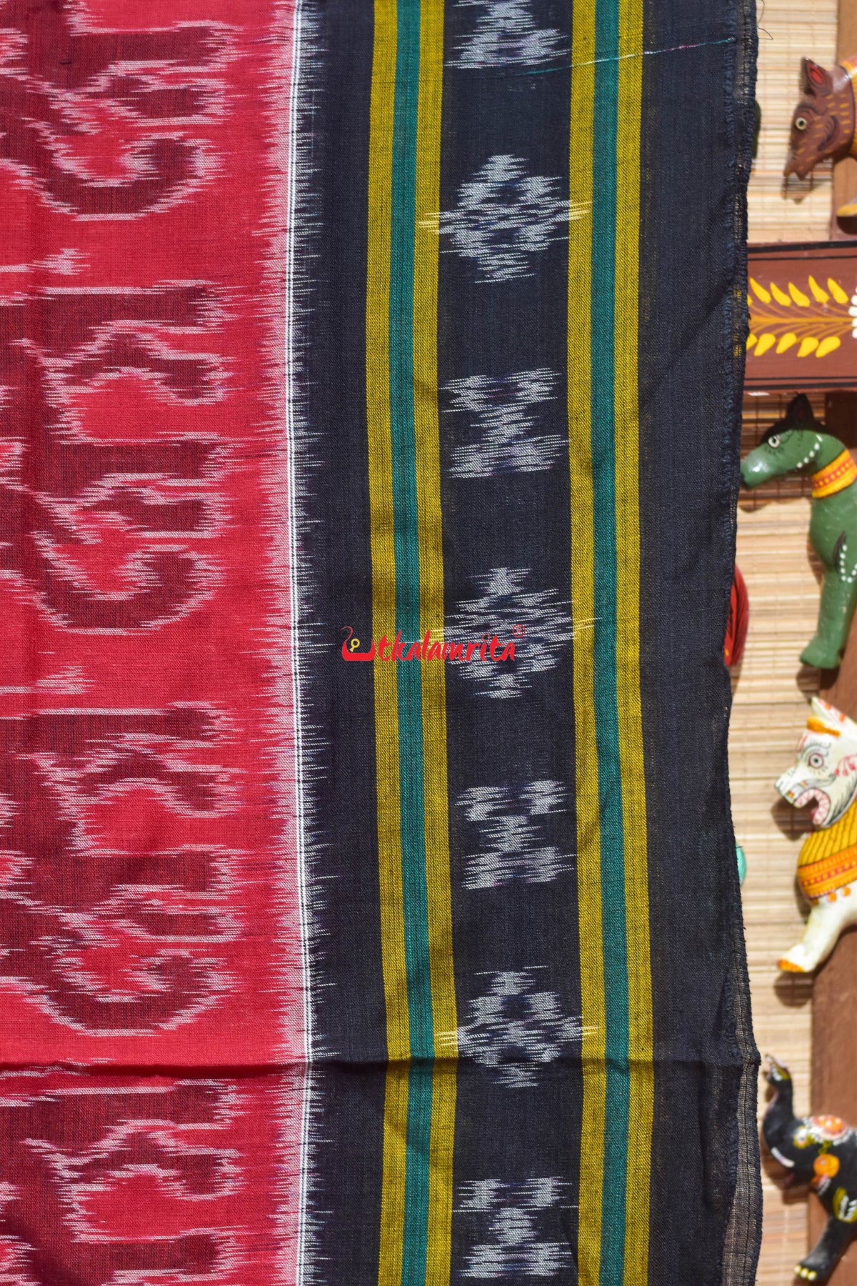 Green Red Hathi Boita Khandua Cotton Saree