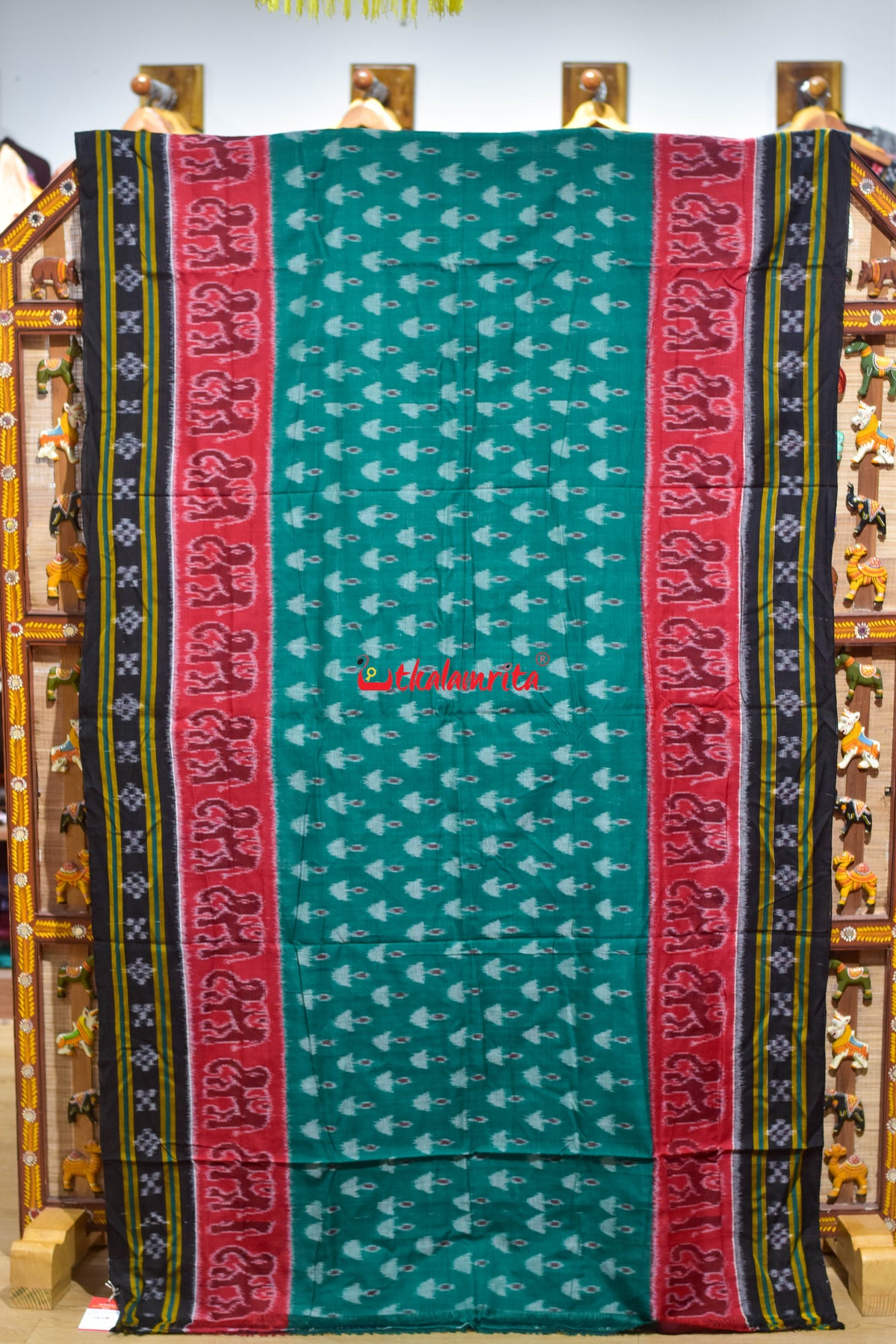 Green Red Hathi Boita Khandua Cotton Saree