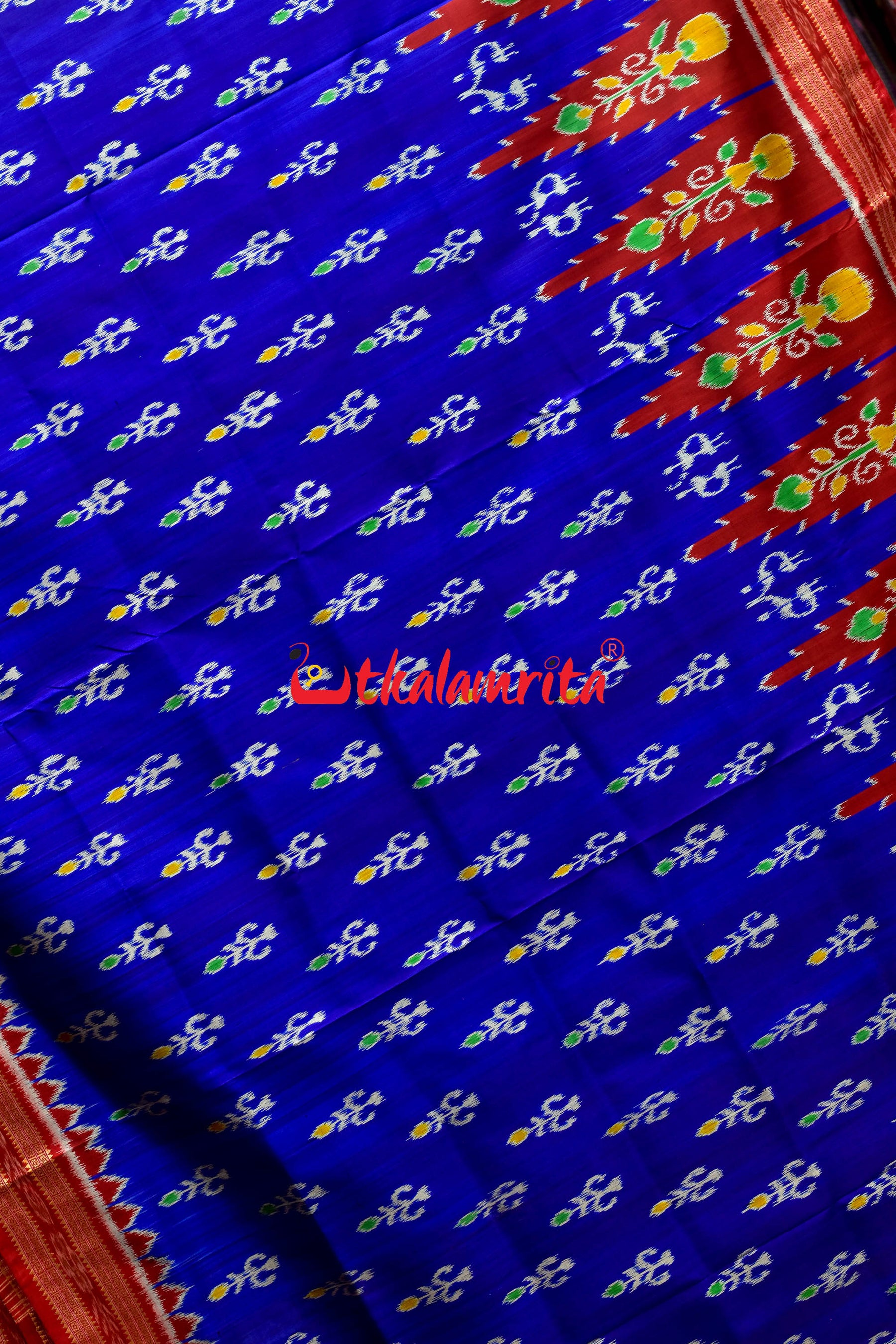 Bada Kumbha Kalasa Tribal Blue Red Khandua Silk Saree