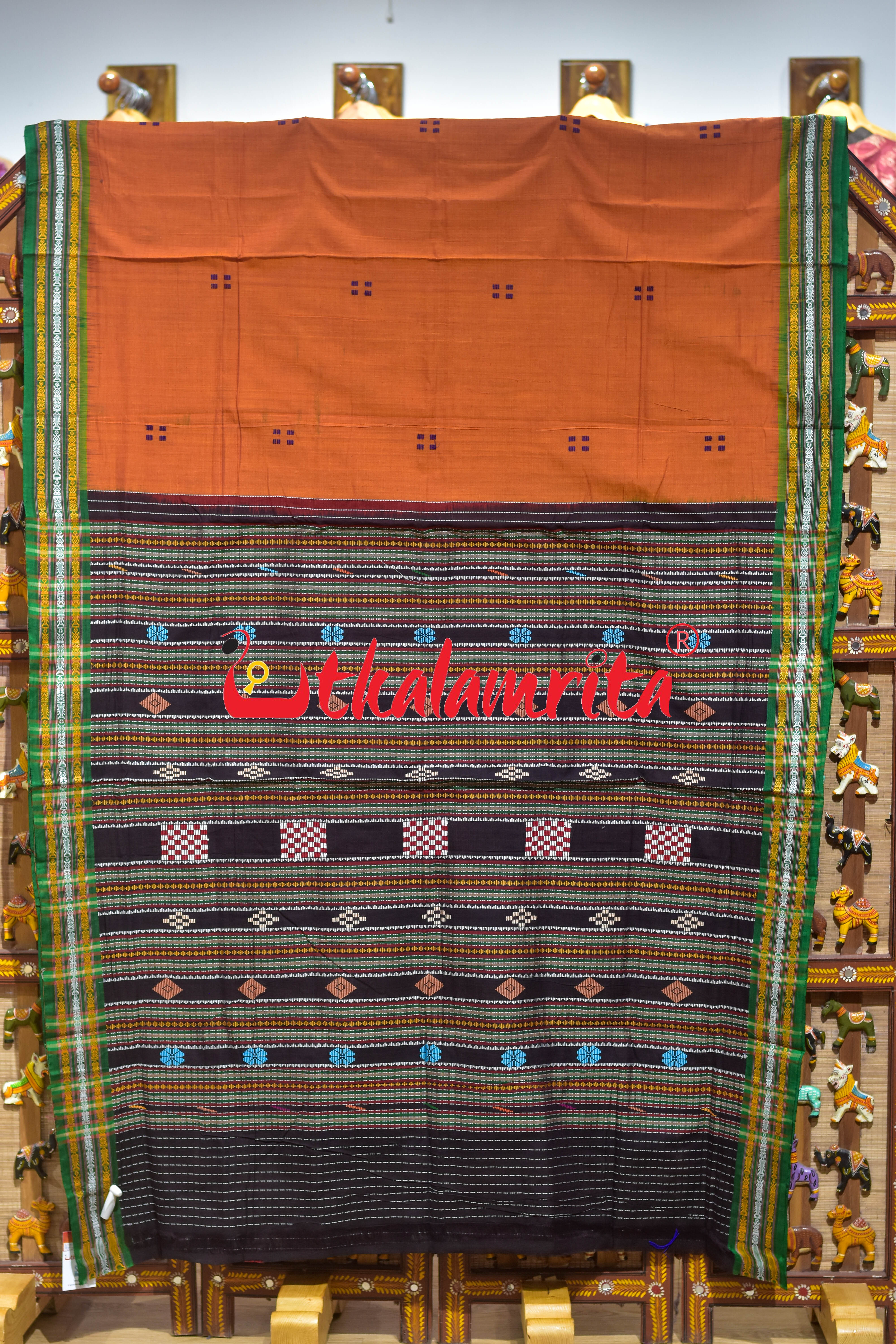 Rust Buta Phula Anchal Dhalapathar Cotton Saree