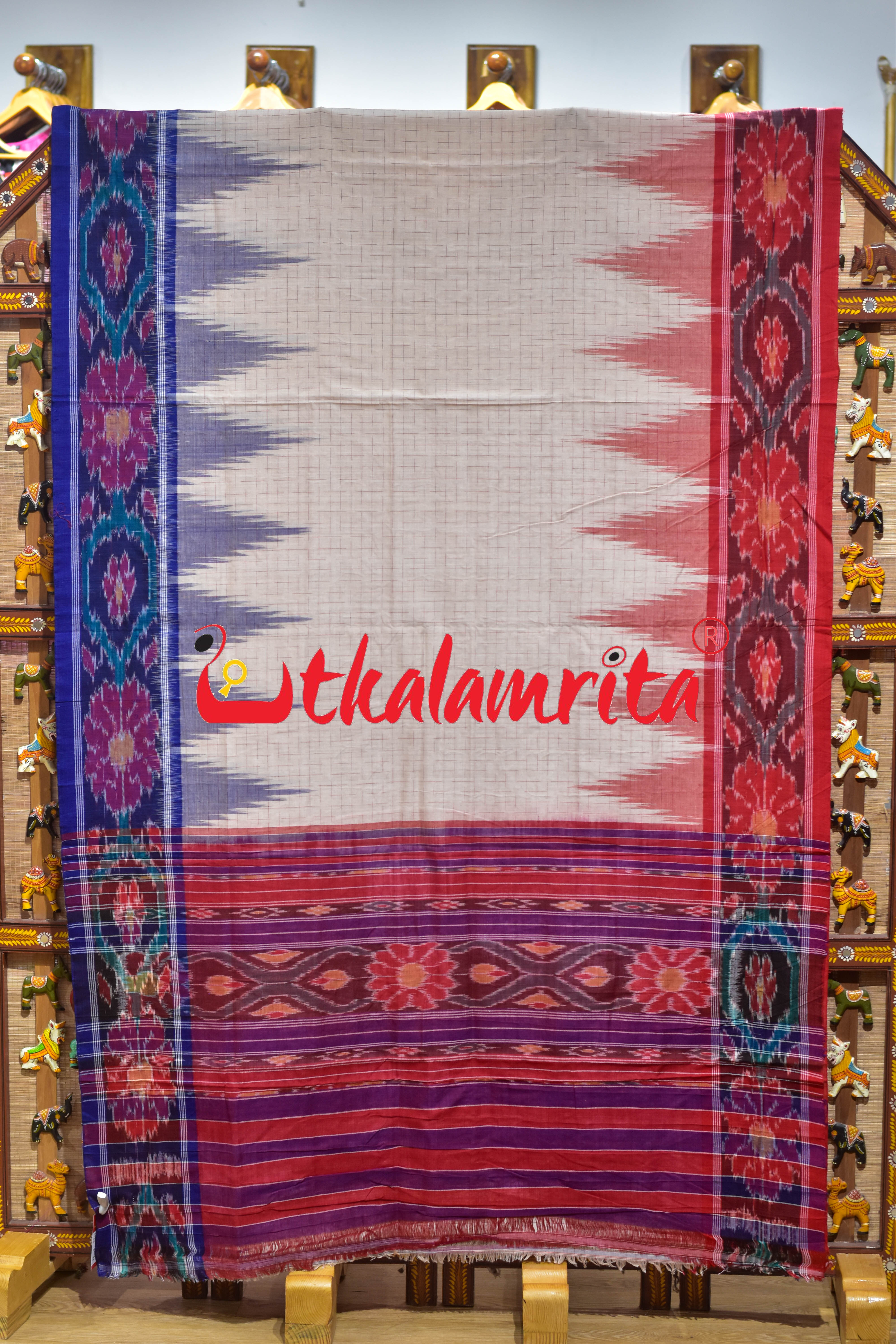 Off White Ganga Jamuna Temple Scot Khandua Cotton Saree