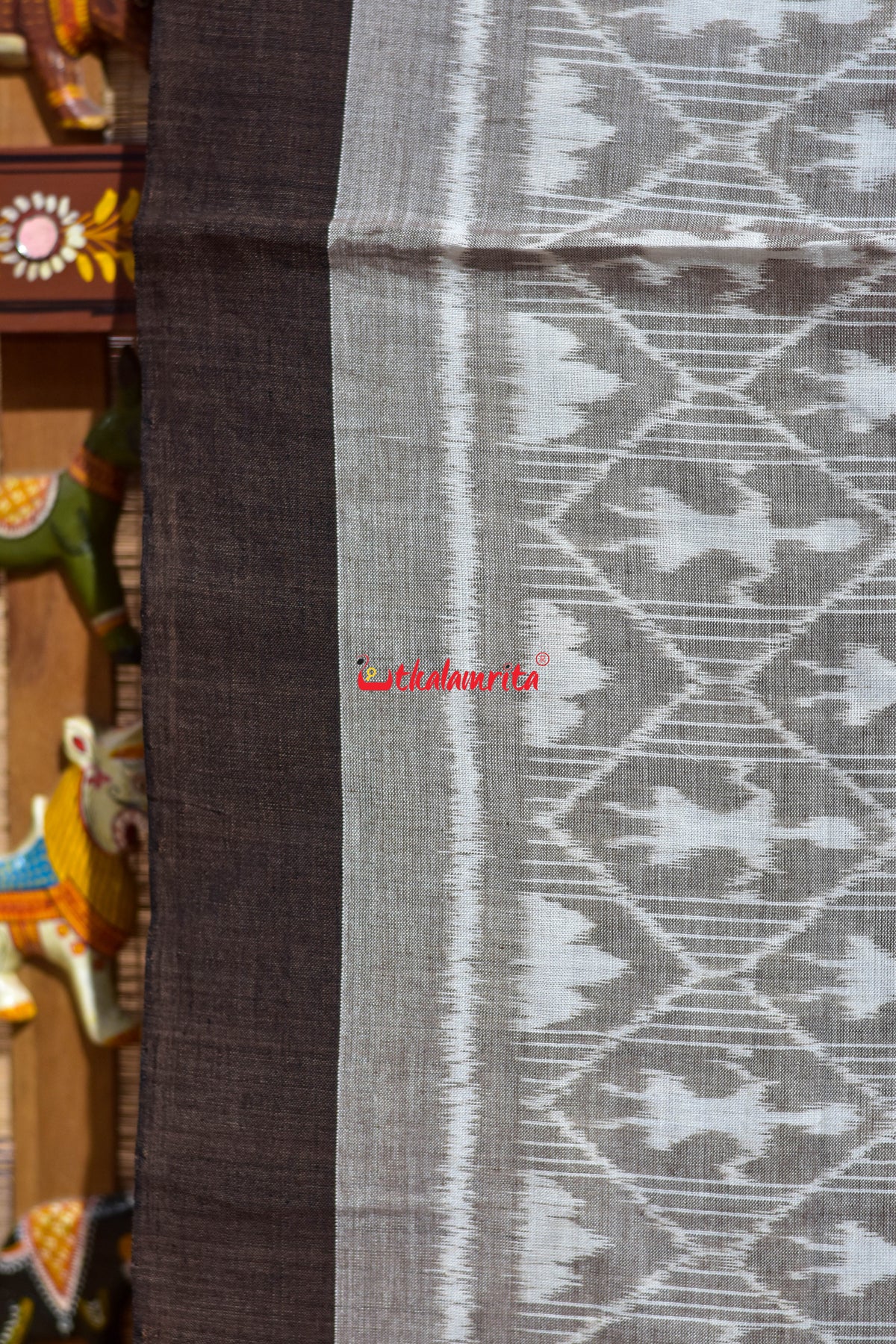 Thikiri Tribal BR Brown Maniabandha Cotton Saree