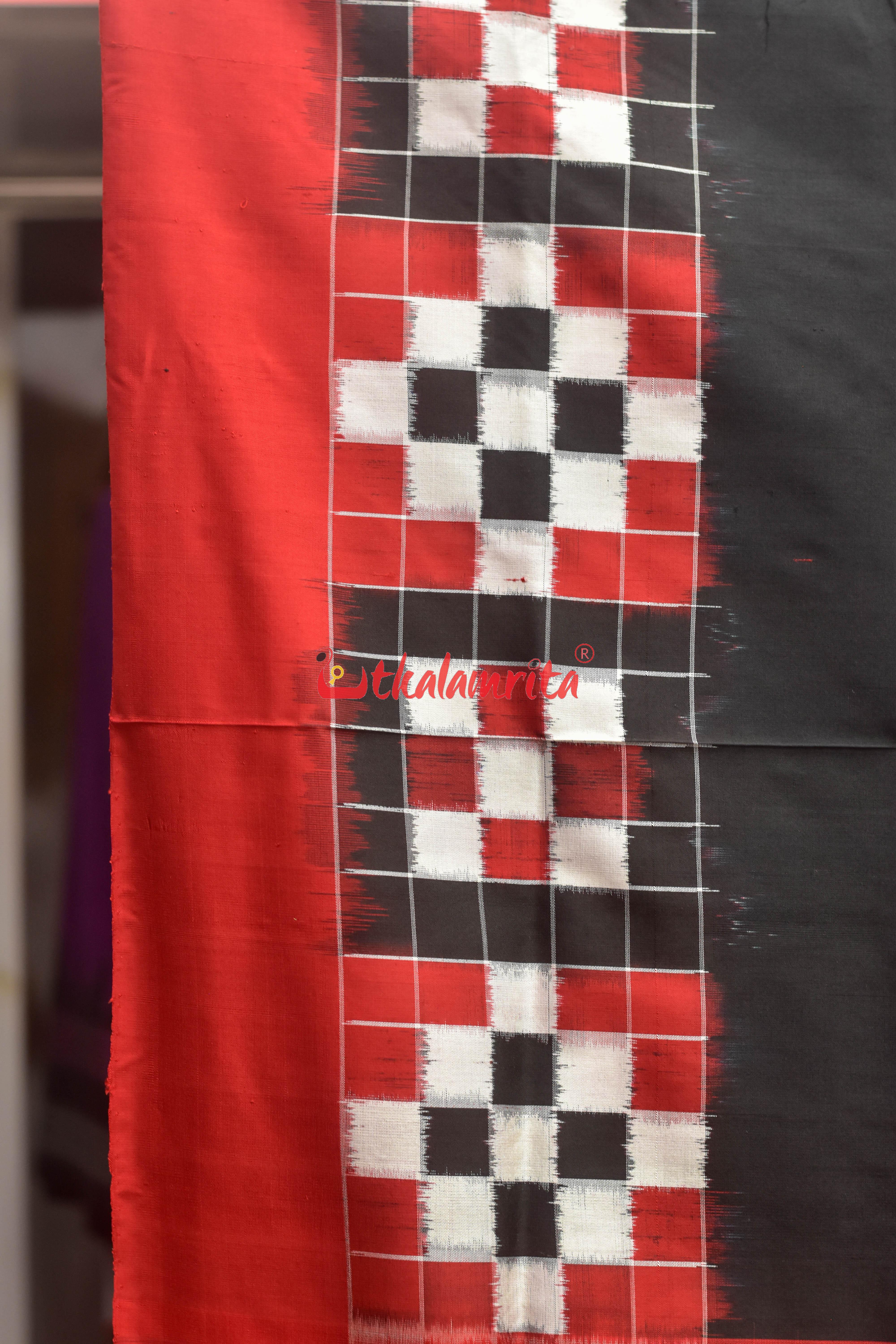 Black Pasapali Border Silk Saree