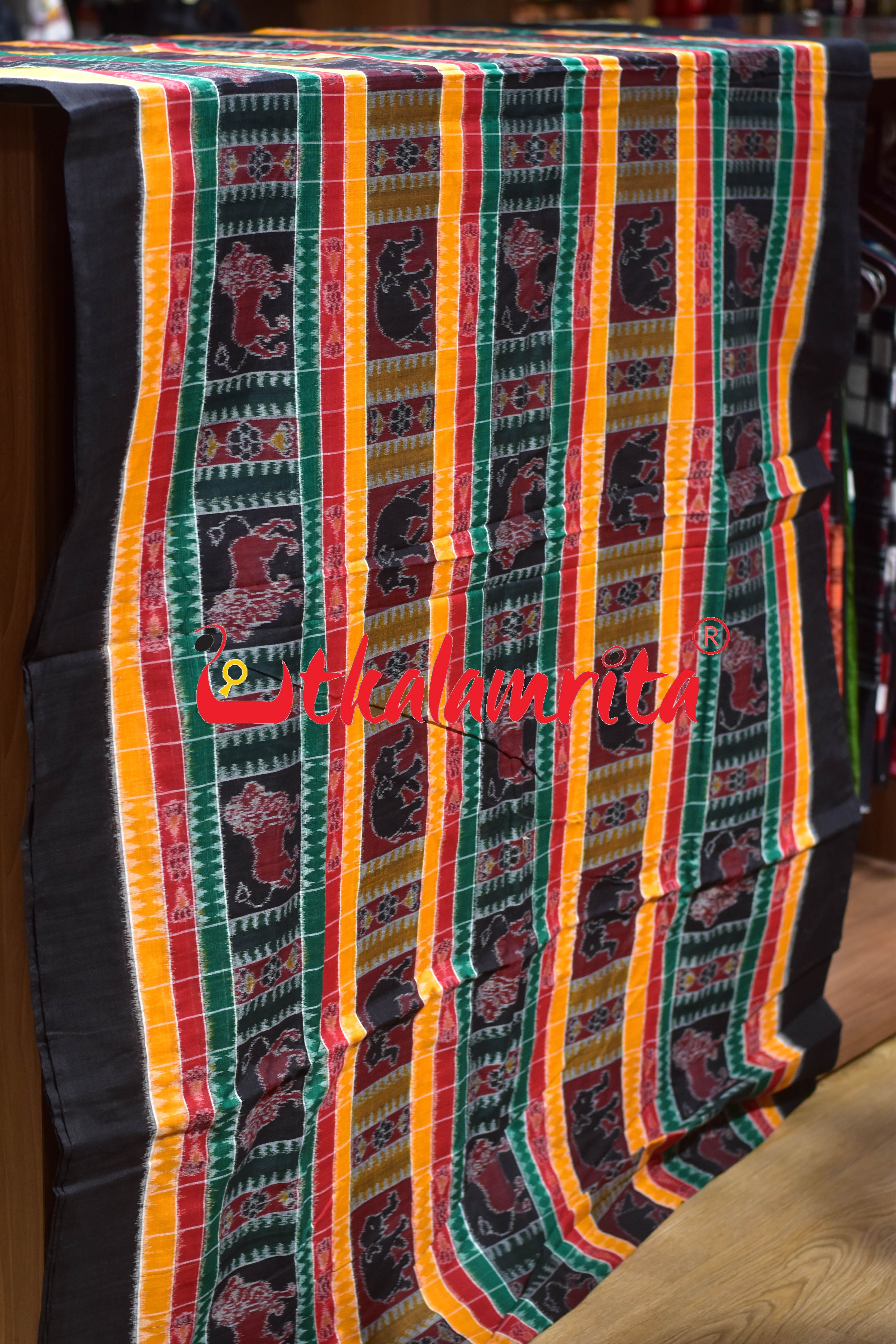 Green Red Gaja Singha Utkala Lakhmi (Fabric)