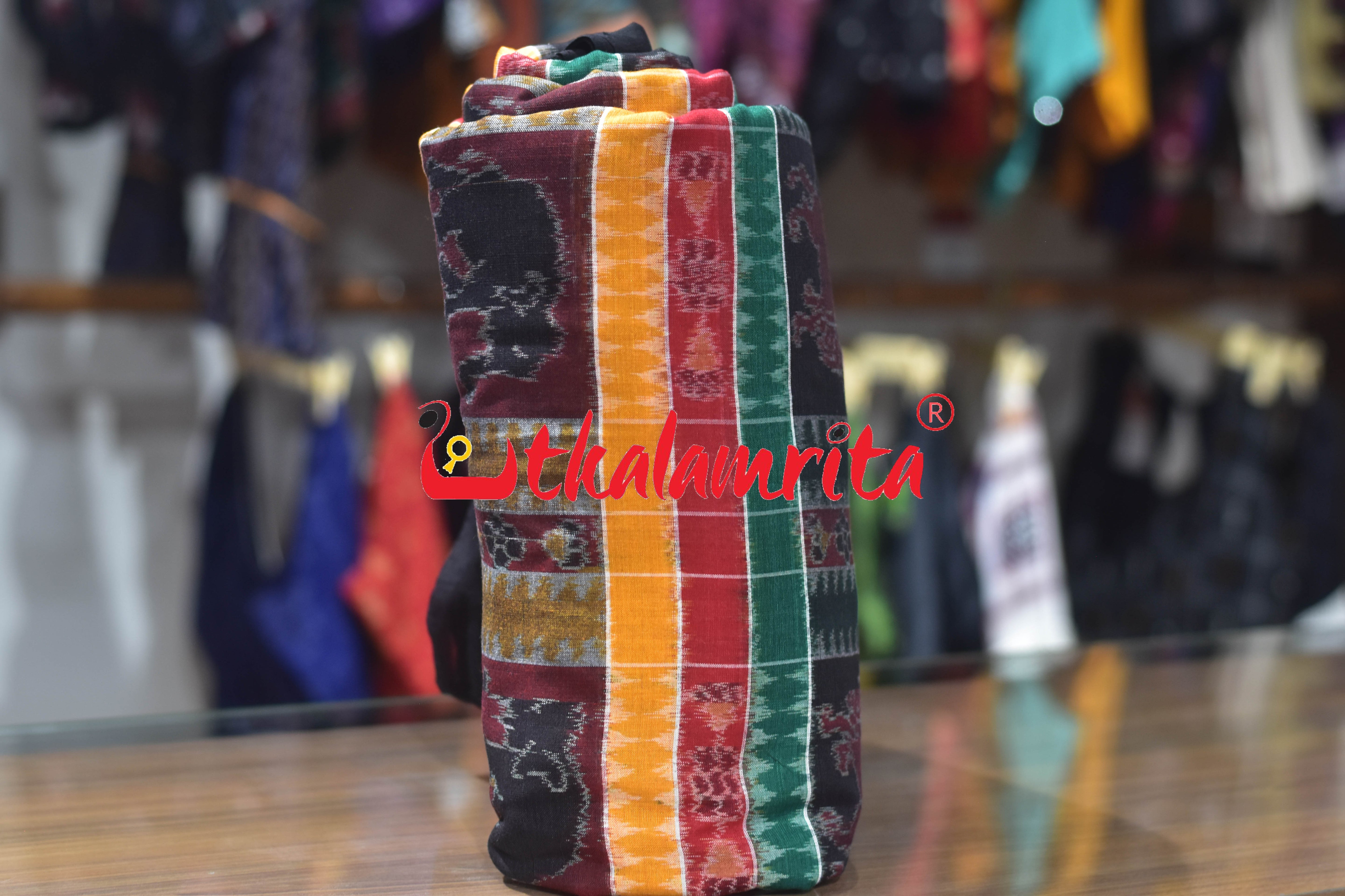 Green Red Gaja Singha Utkala Lakhmi (Fabric)