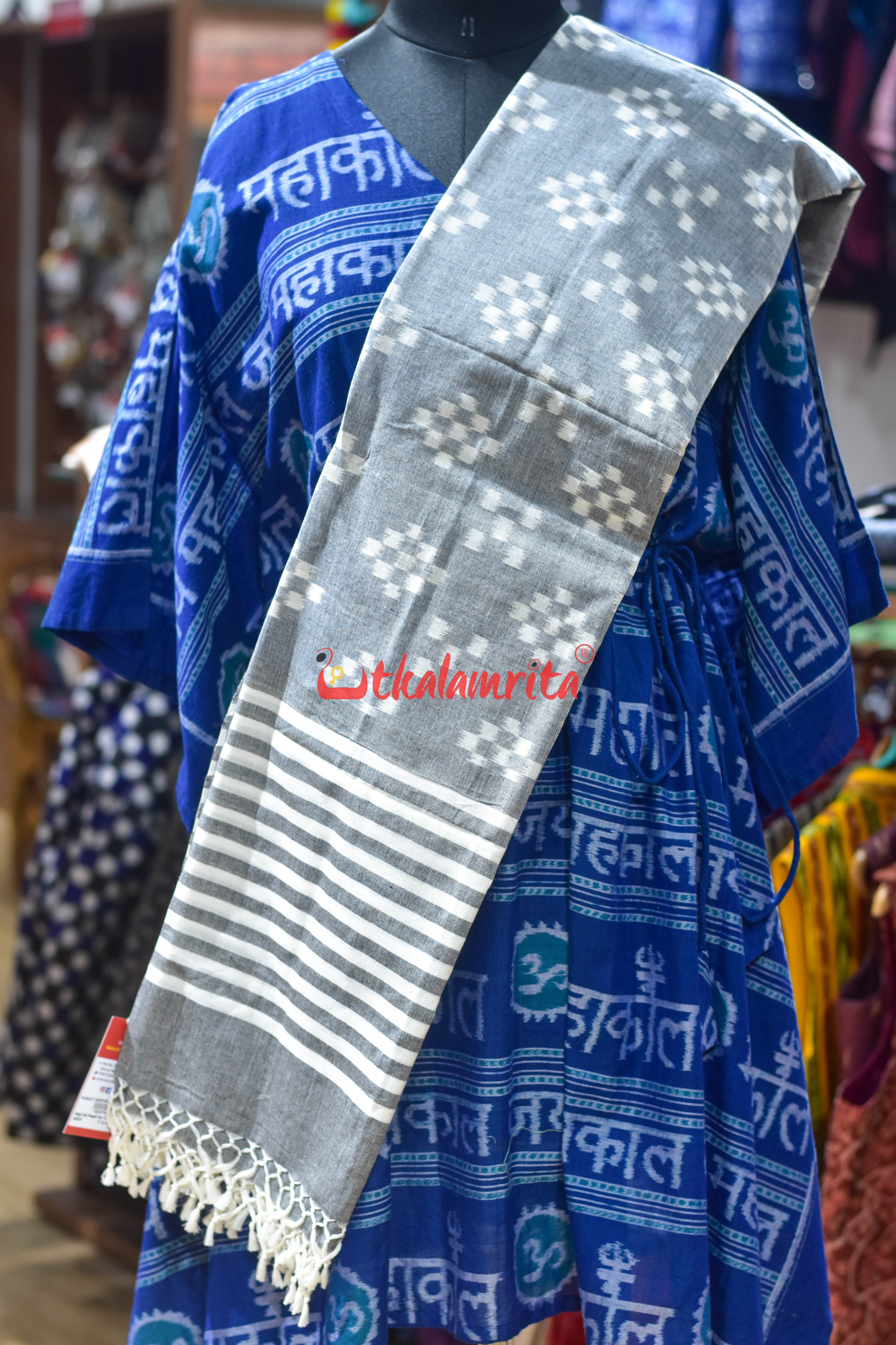 Single Ikat Pasapali Grey Cotton (Dupatta)