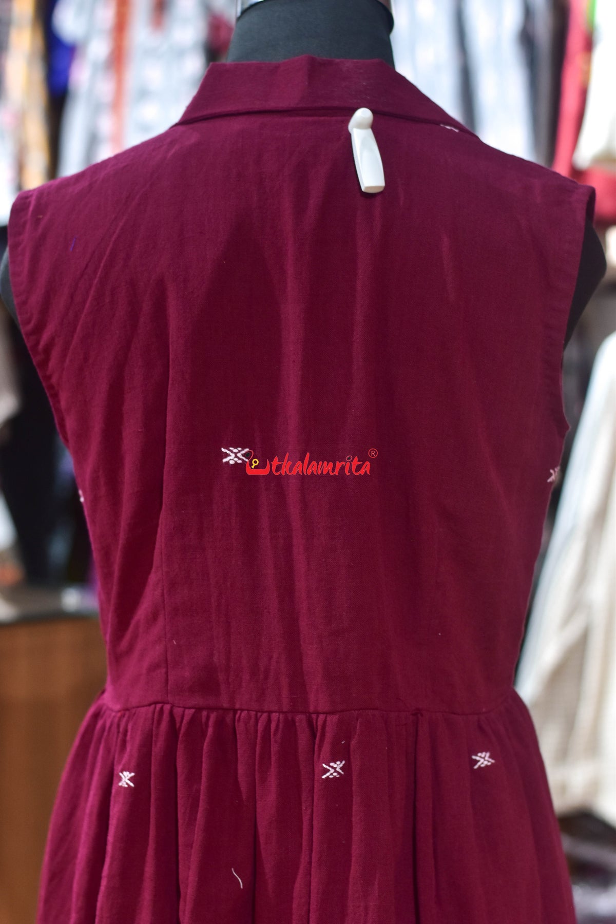 Maroon With White Buti Kotpad (Ladies' Sleeveless Gown)