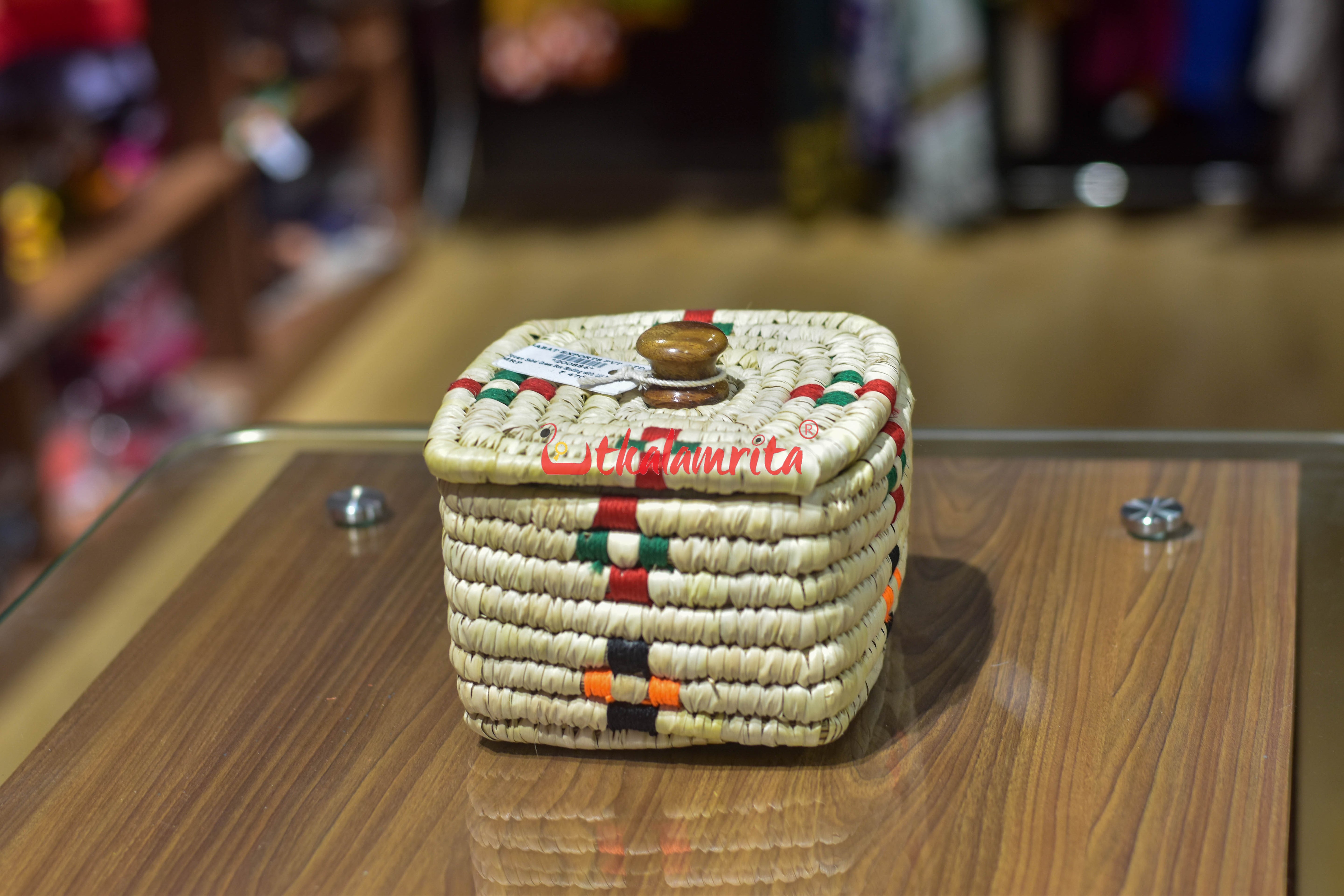 Square Sabai Grass Box Binding with Lid & Knob