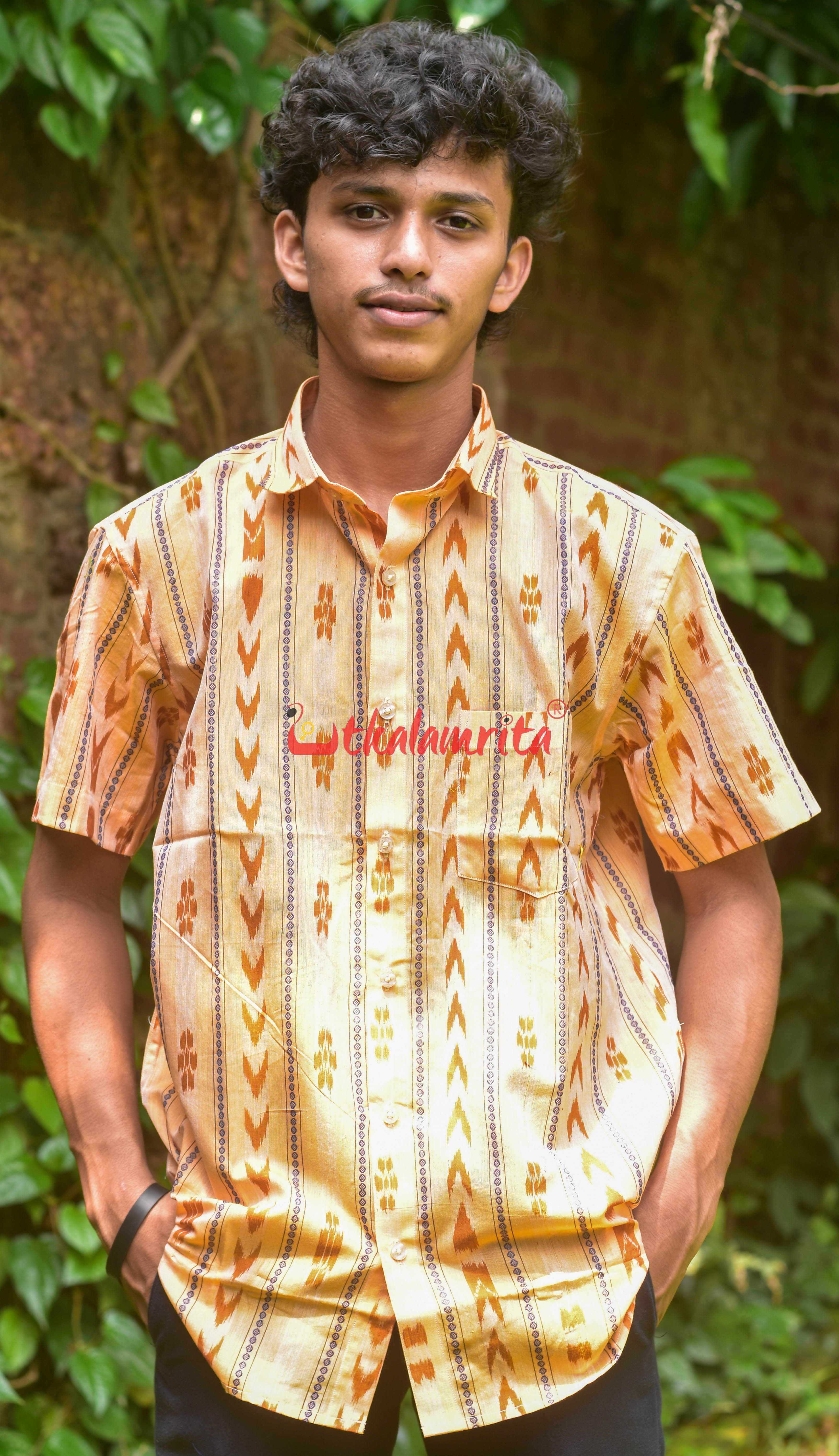 Chandan Dhapatri (Mens' Half Shirt)
