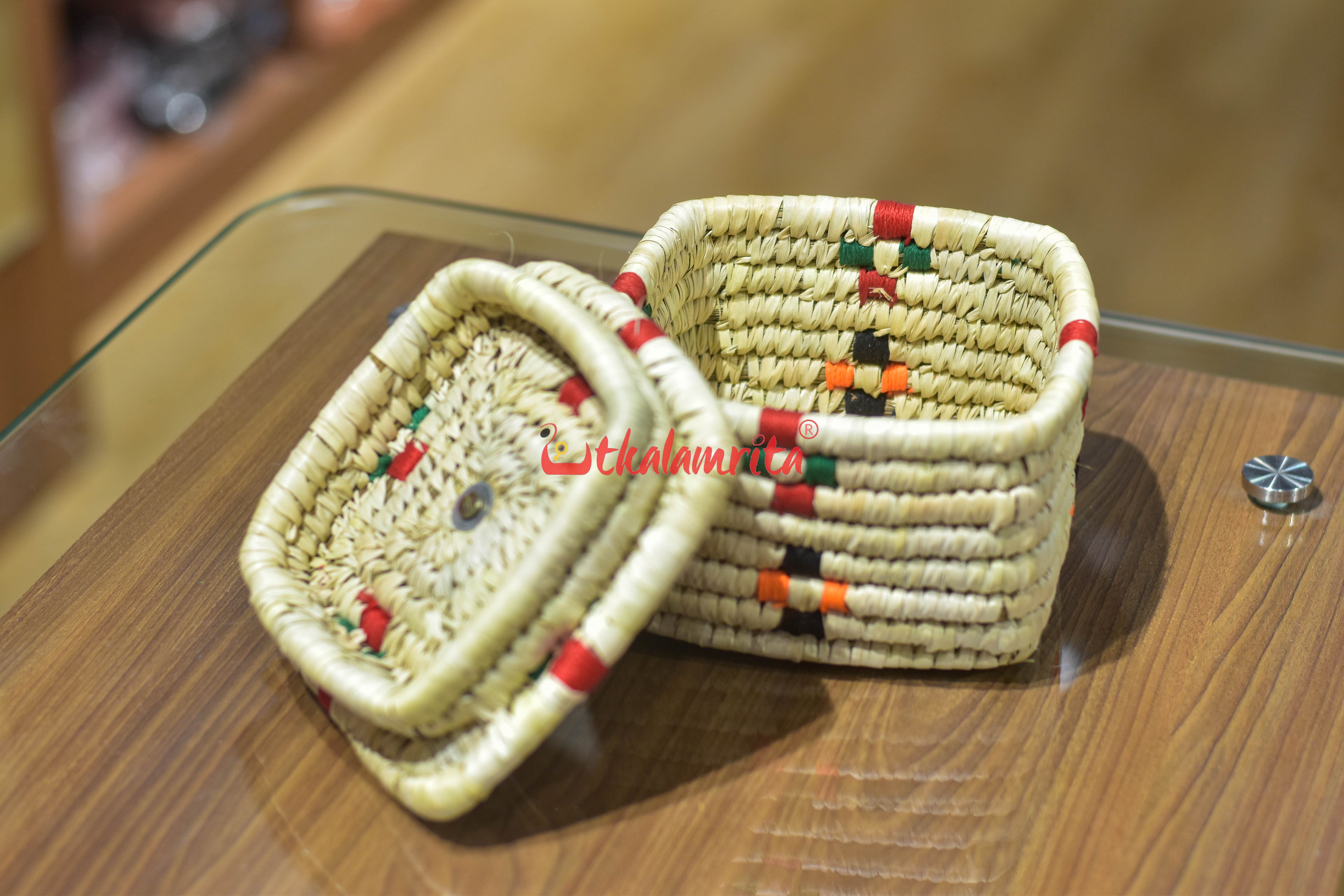 Square Sabai Grass Box Binding with Lid & Knob