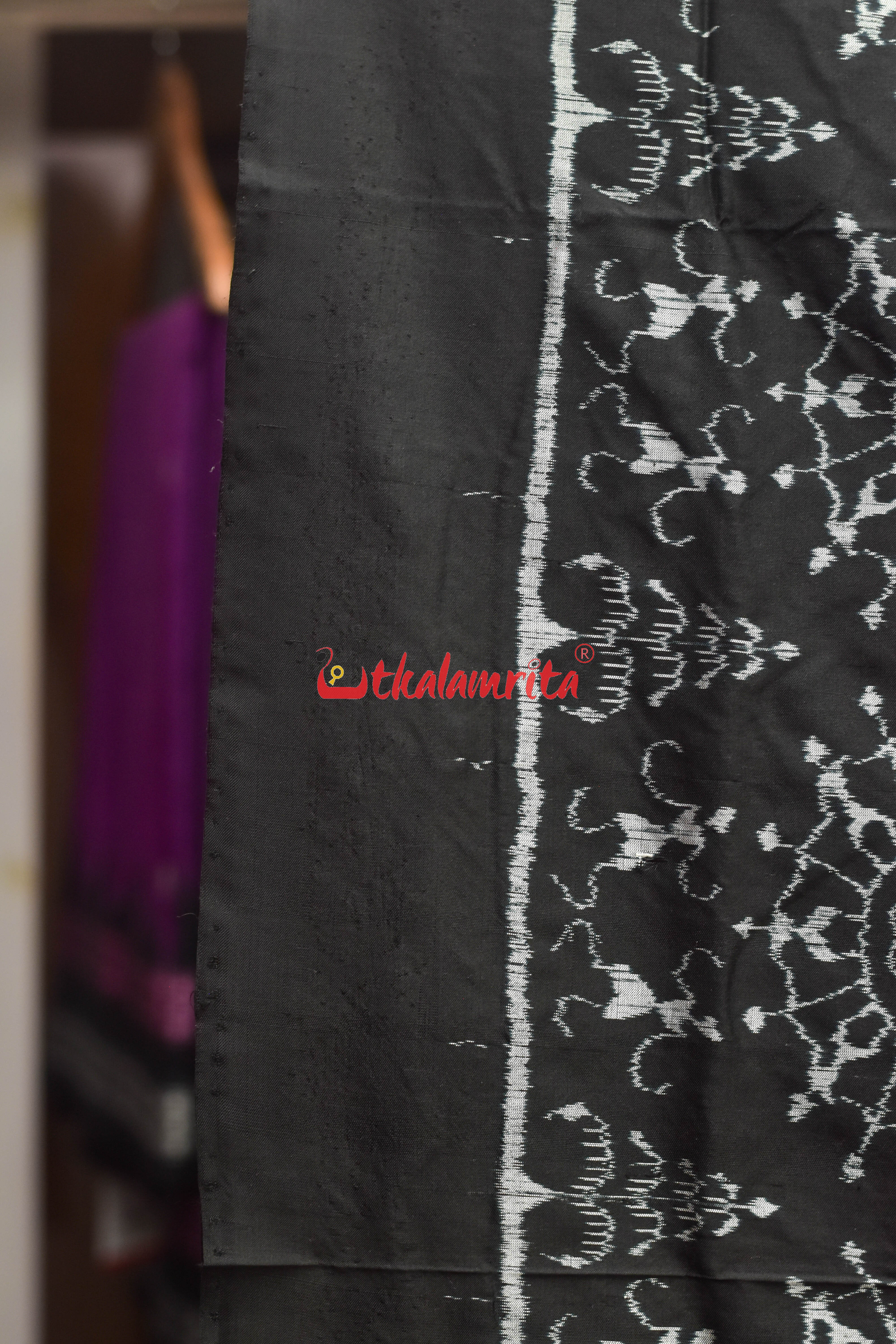 Black Circle Tribal Sambalpuri Silk Saree