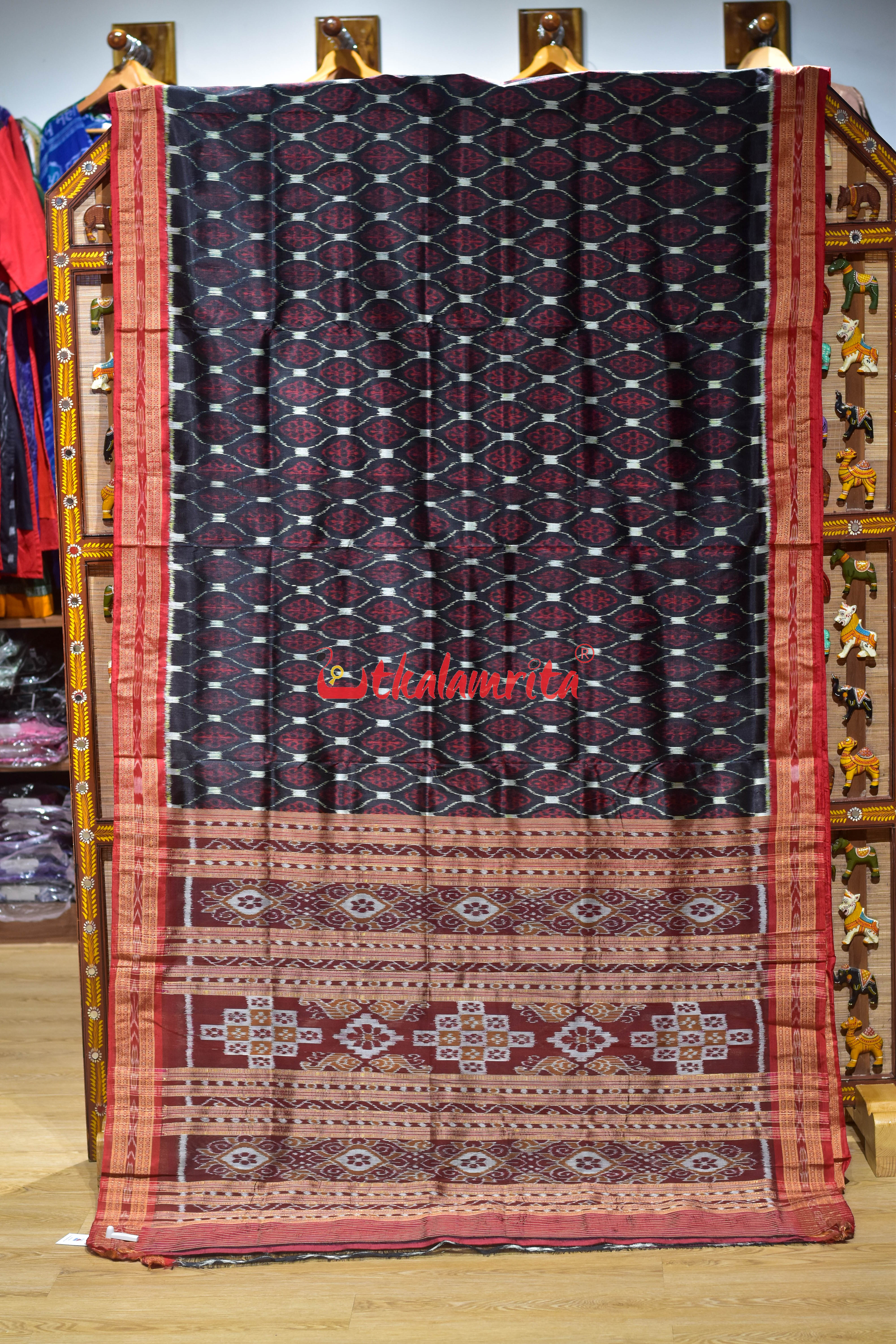 Black Body Red Phula Khandua Silk Saree