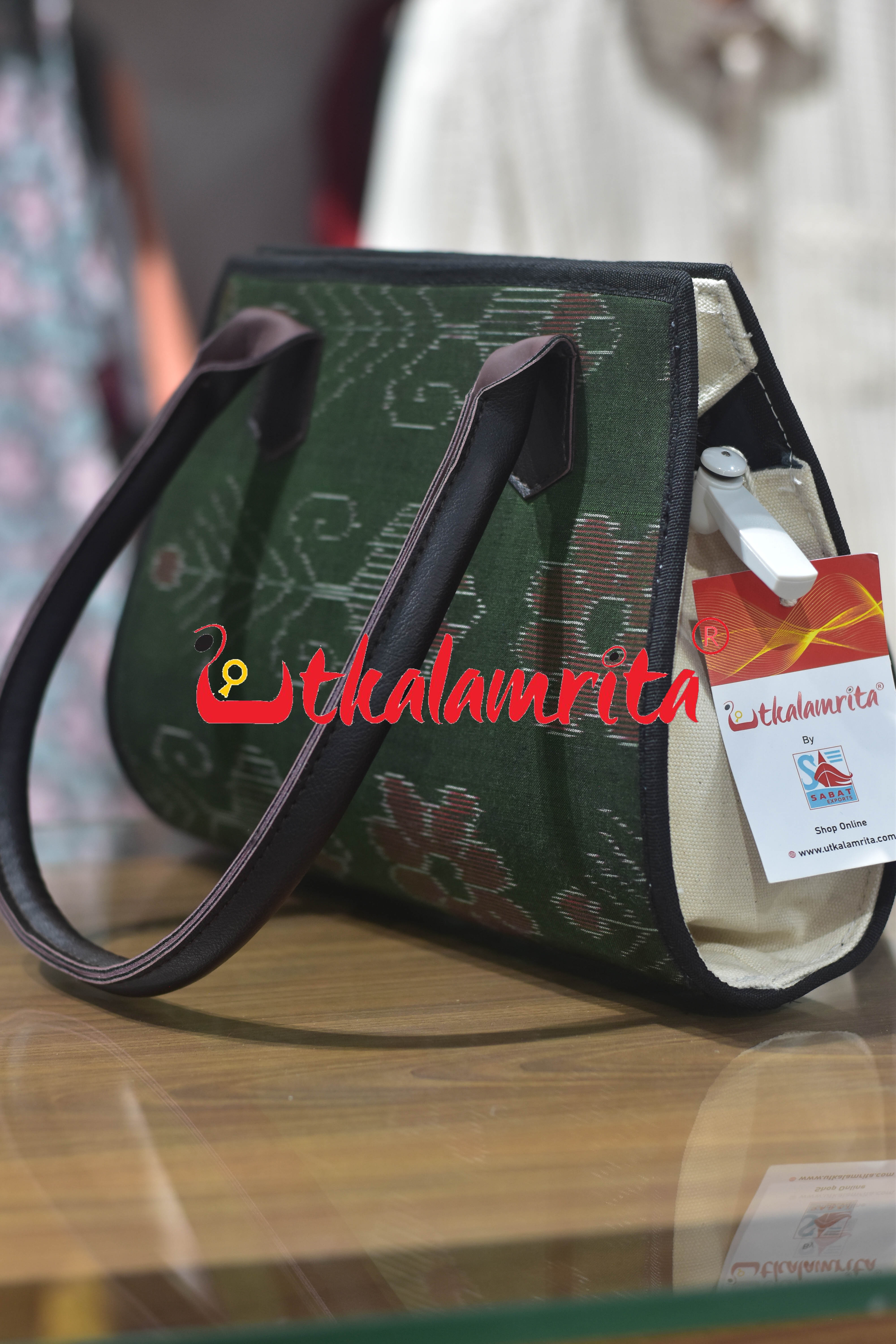 Mehendi Green Single Flower Trapezium Vanity Bag
