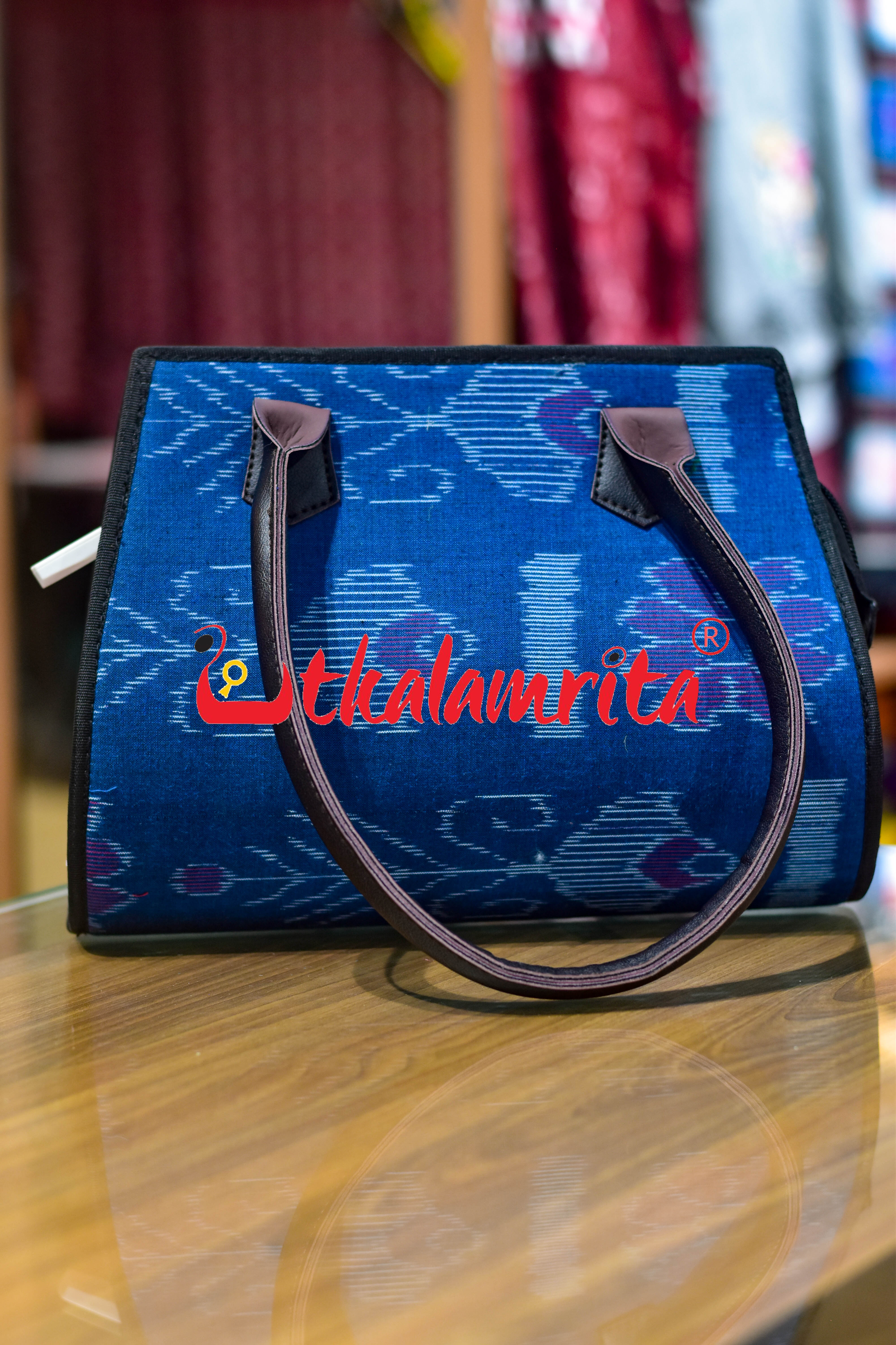 Copper Sulphate Single Flower Trapezium Vanity Bag