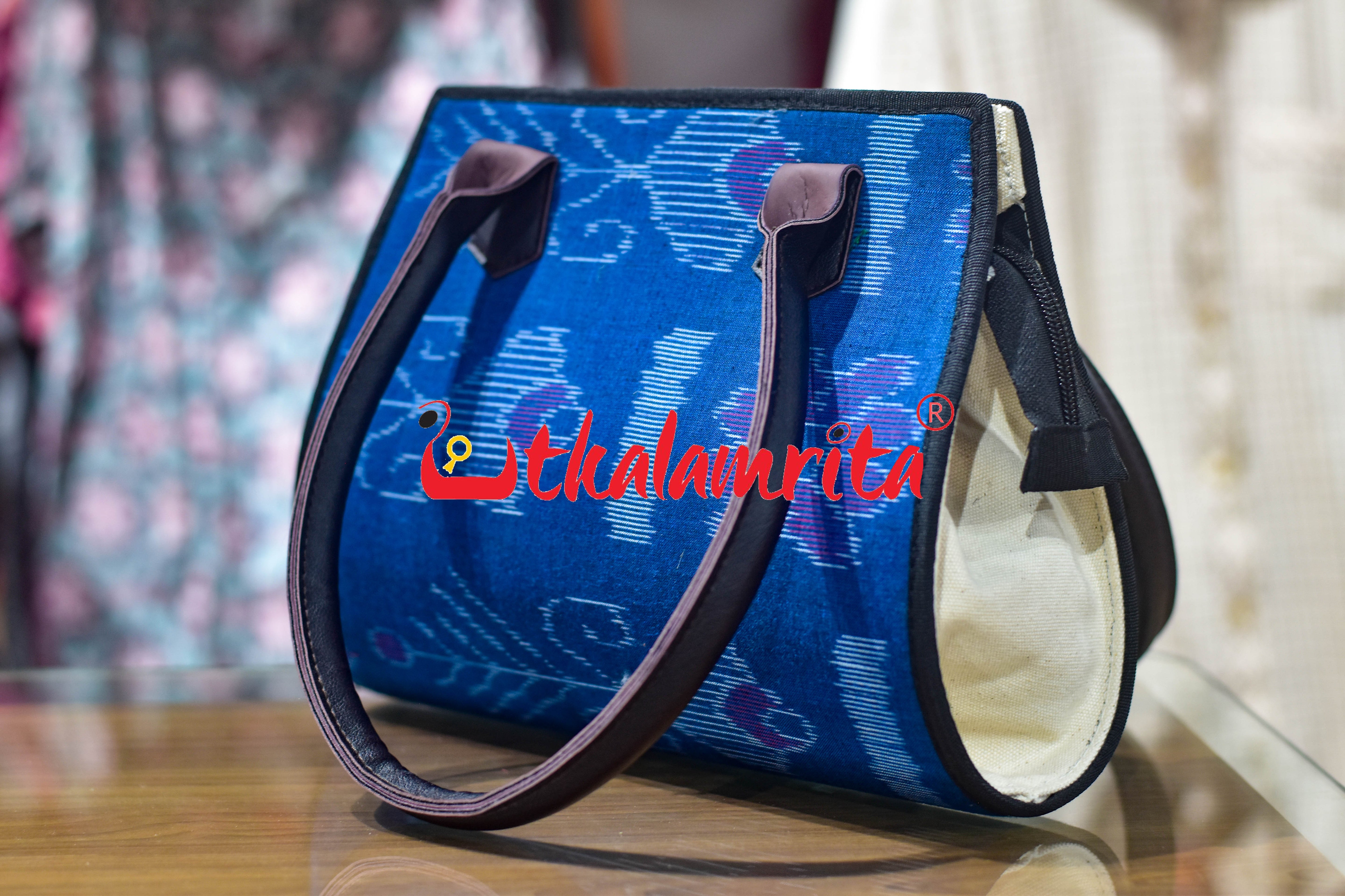 Copper Sulphate Single Flower Trapezium Vanity Bag