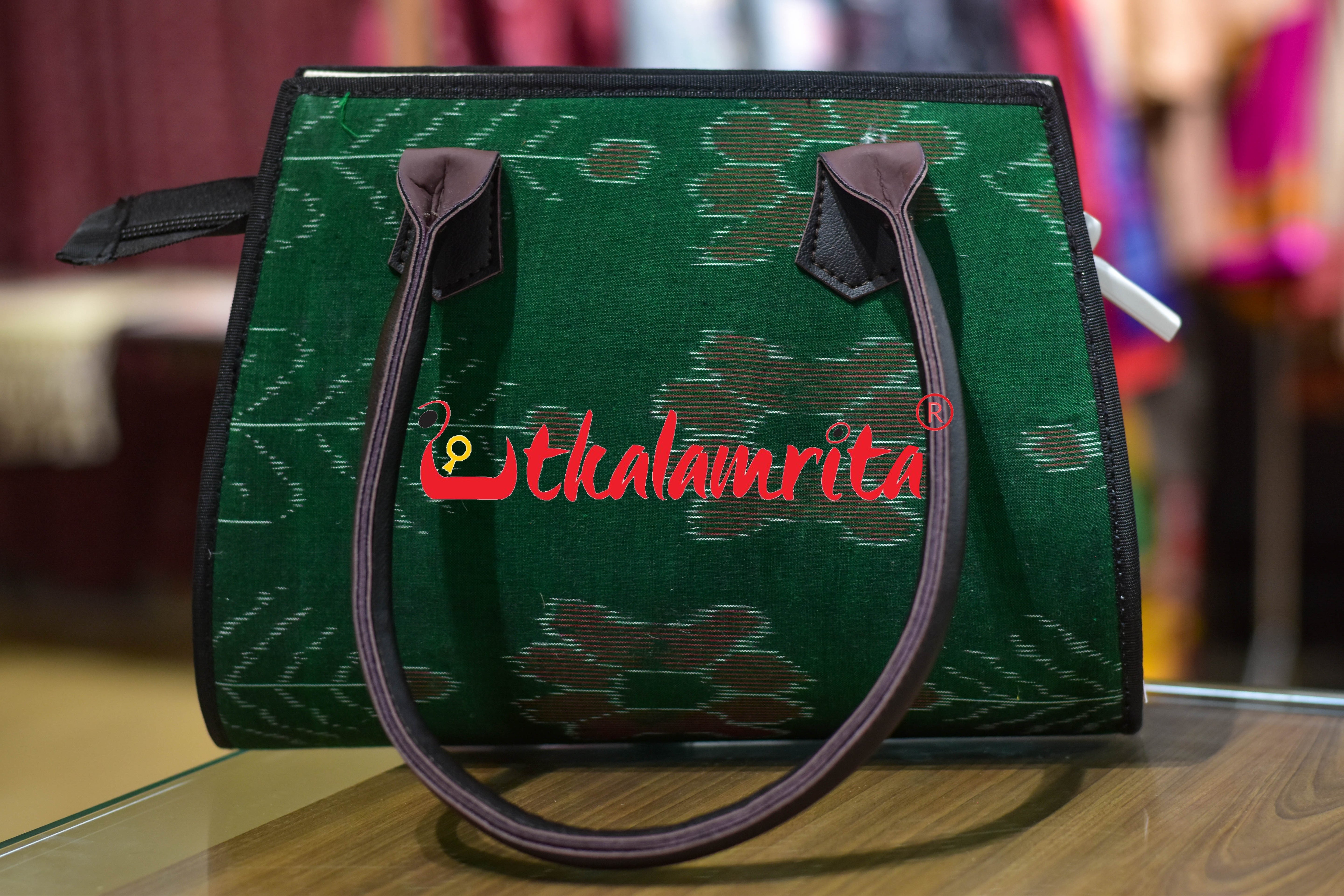 Green Single Flower Trapezium Vanity Bag