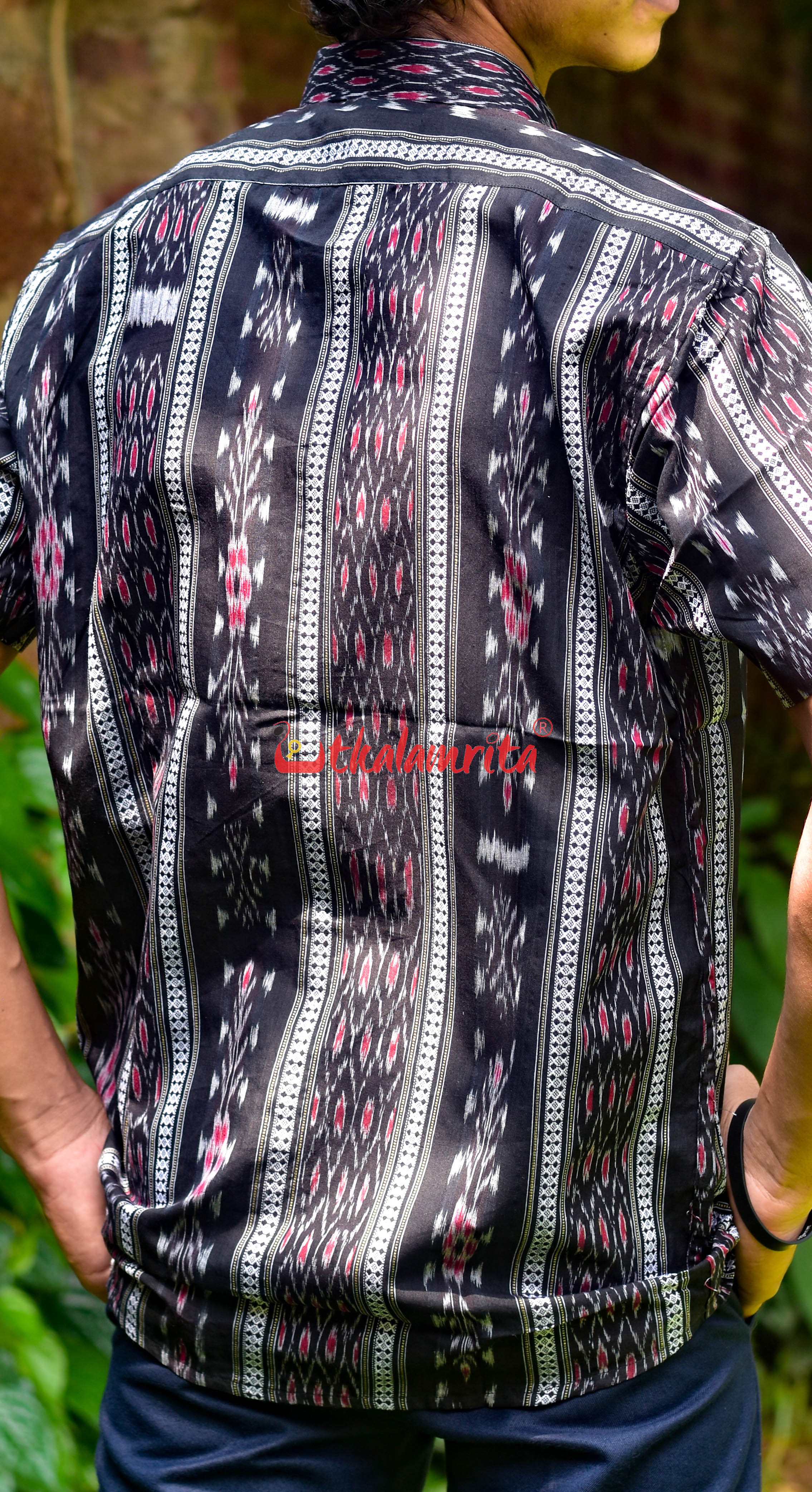 Black Phula Bandha (Mens' Half Shirt)
