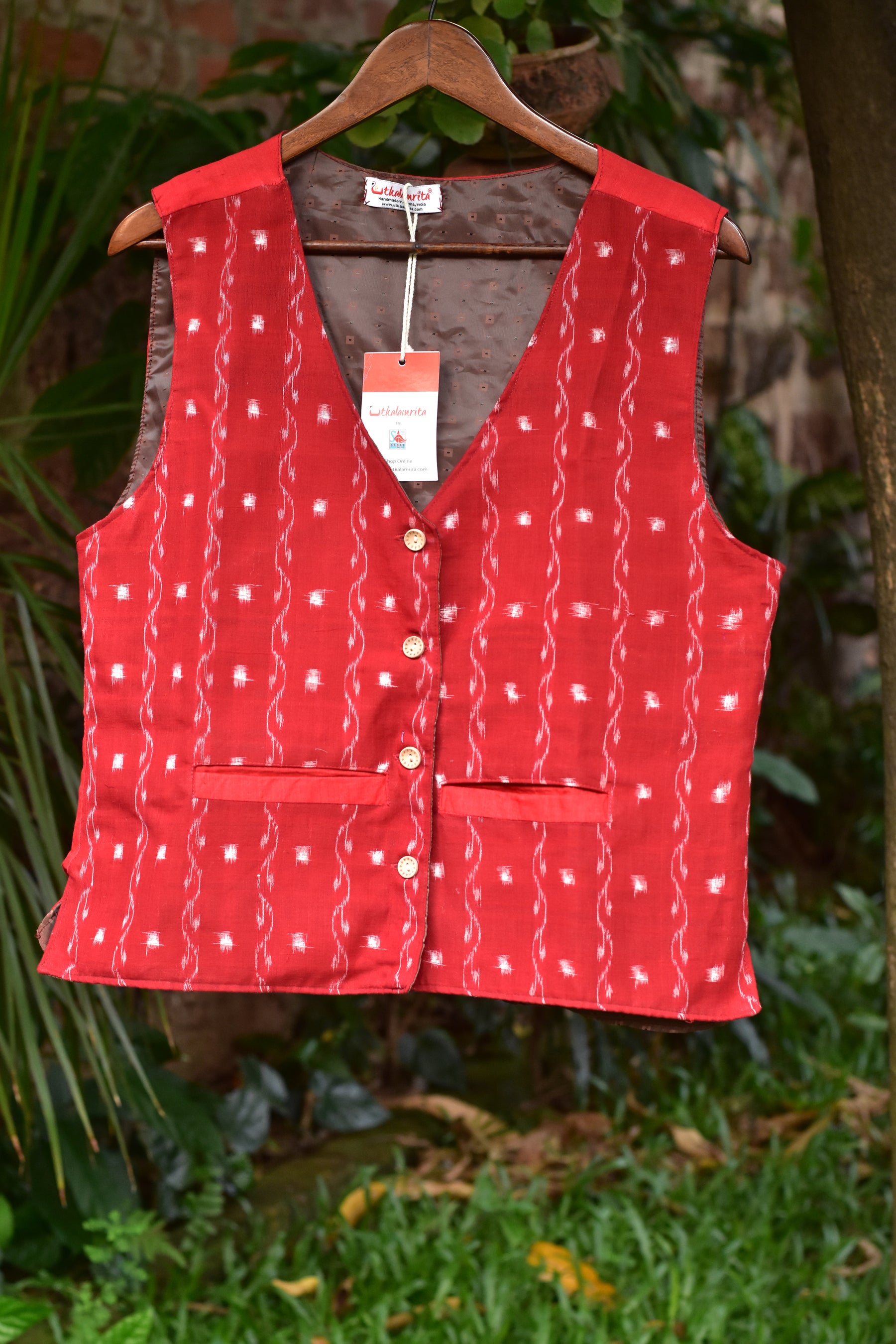 Red Tipa Lata ( Ladies Jacket)