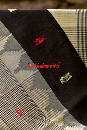 Black Tortoise Phoda Kumbha Cotton Saree