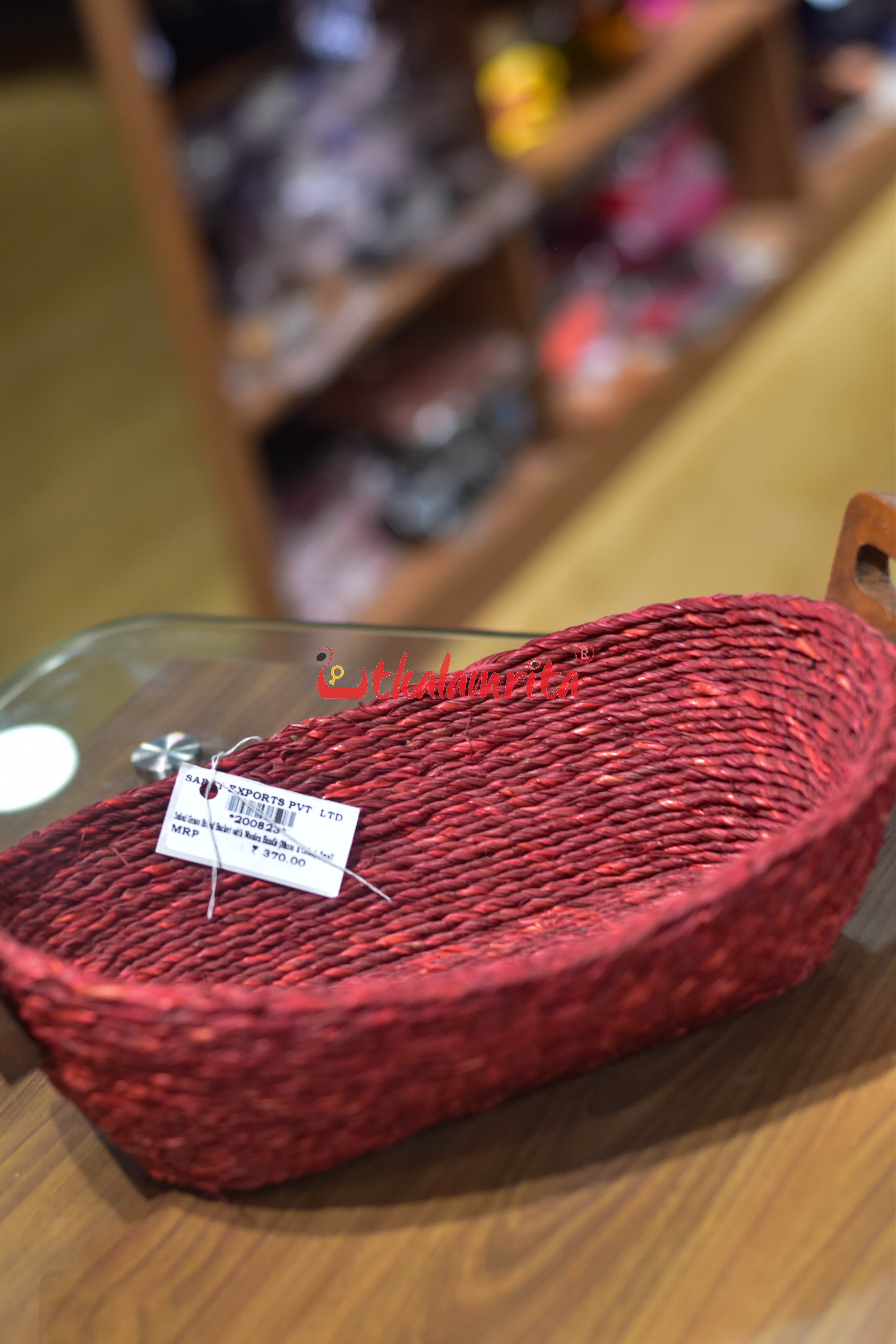 Sabai Grass Bread Basket with Wooden Handle (Maroon Color)- Medium