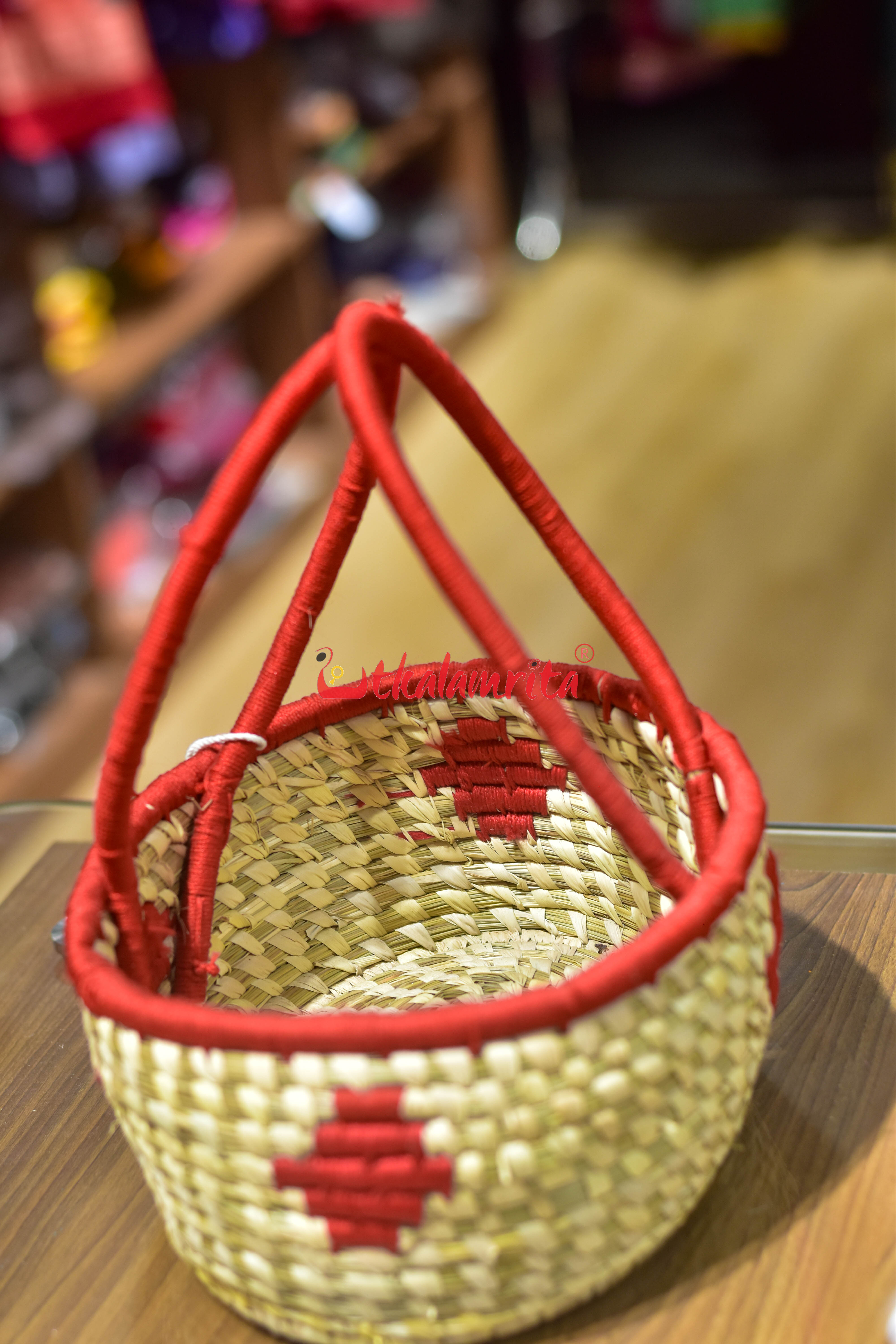 Small Sparrow Sabai Grass Basket
