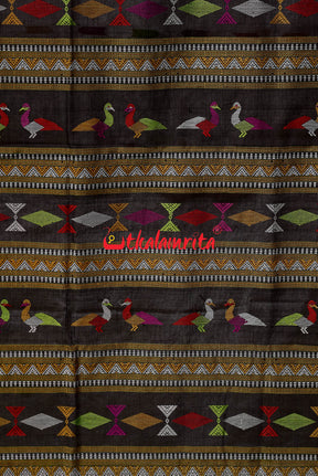 White Fishes & Flowers Bomkai Cotton Saree
