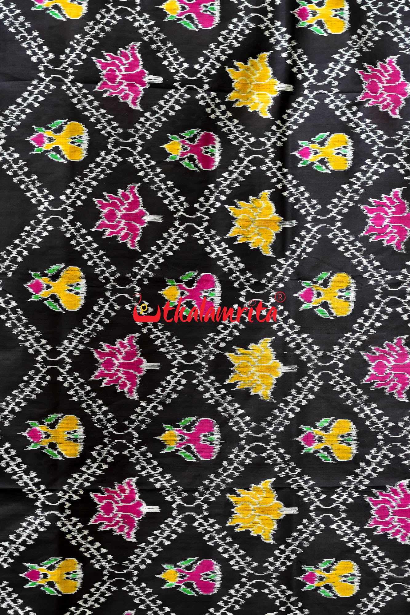 Flowers & Kalash Border Pasapali Khandua Silk Saree