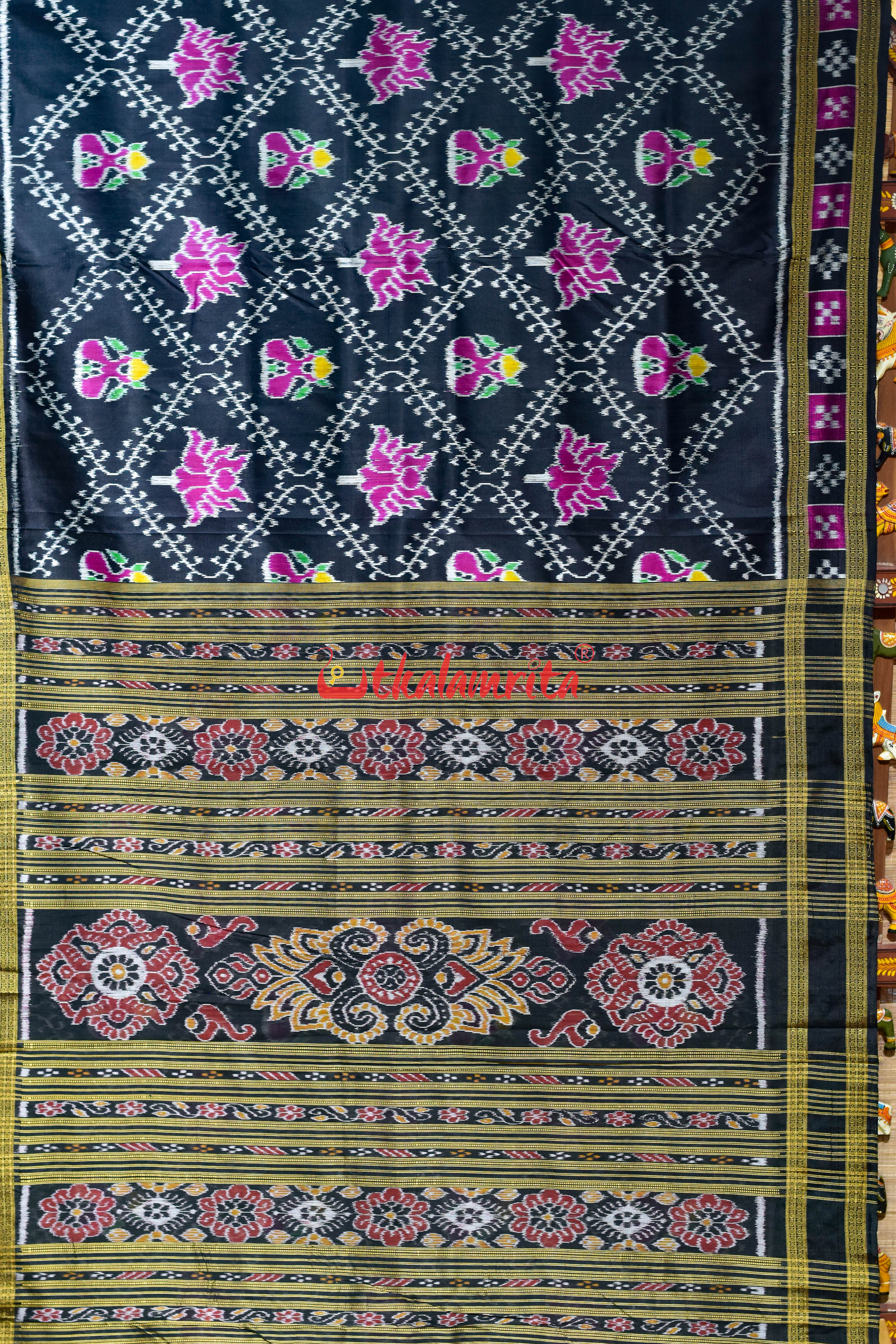 Flowers & Kalash Border Pasapali Khandua Silk Saree