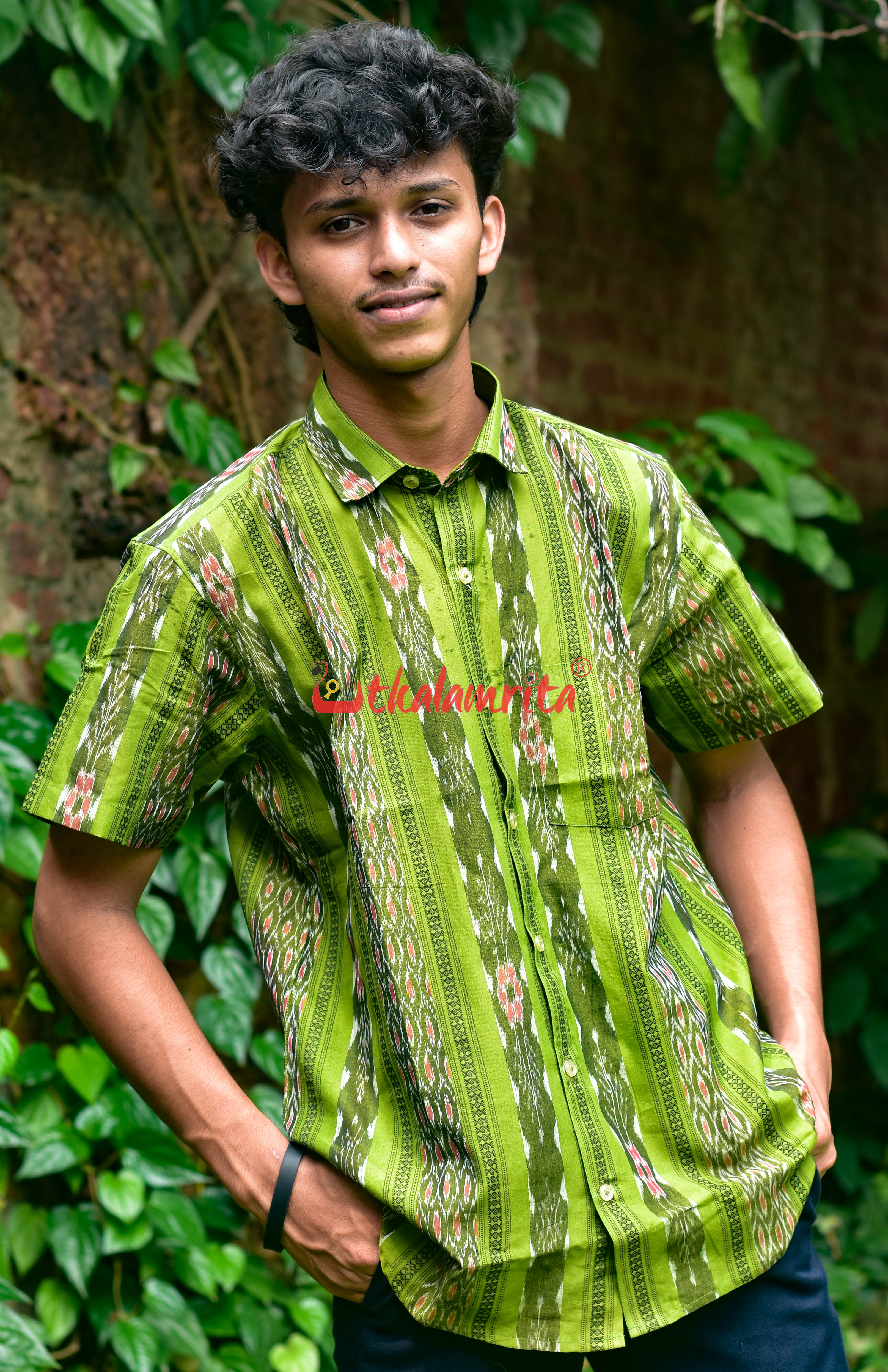 Mehendi Green Flower Ikat (Mens' Half Shirt)