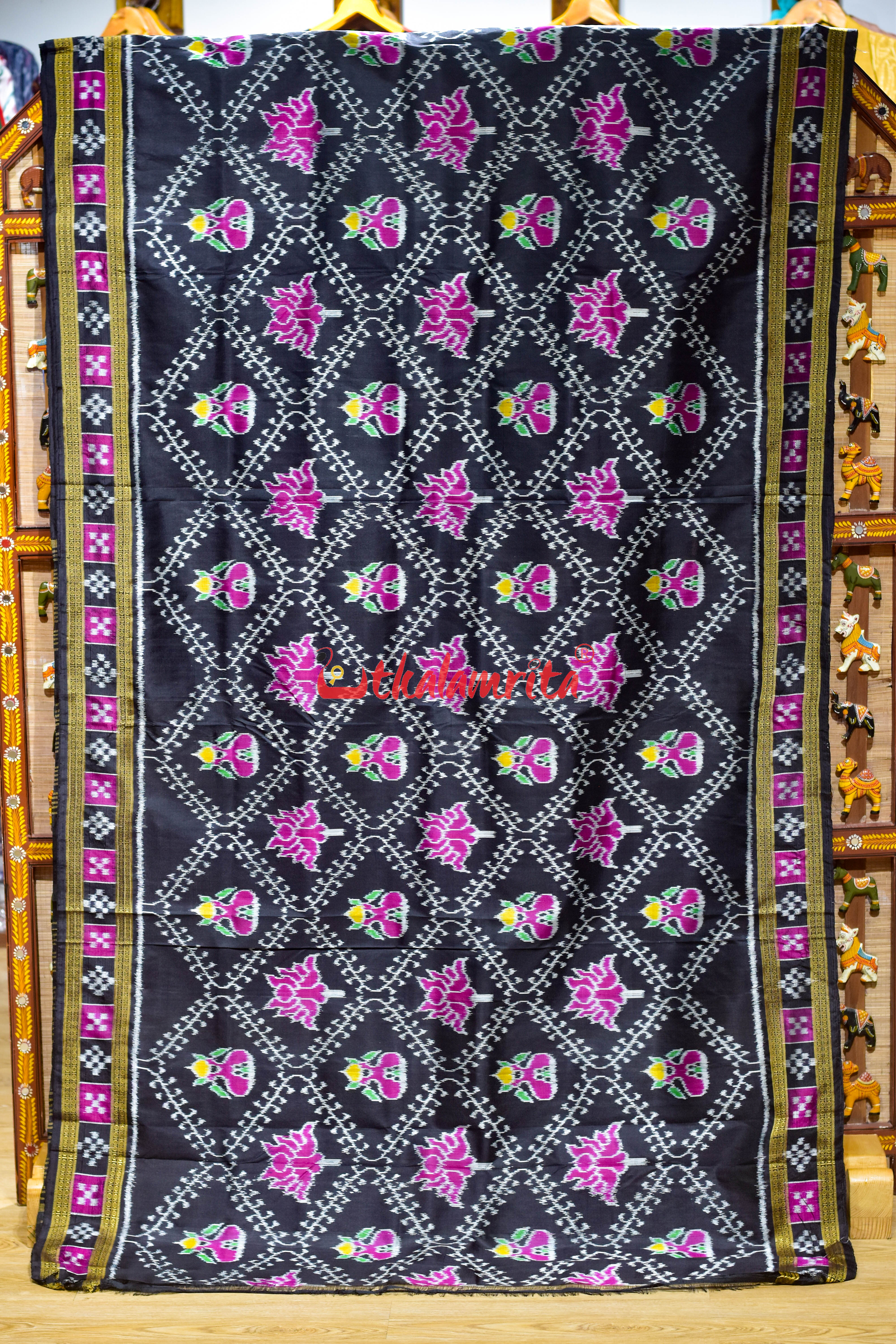 Flowers & Kalash Border Pasapali Khandua Silk Saree