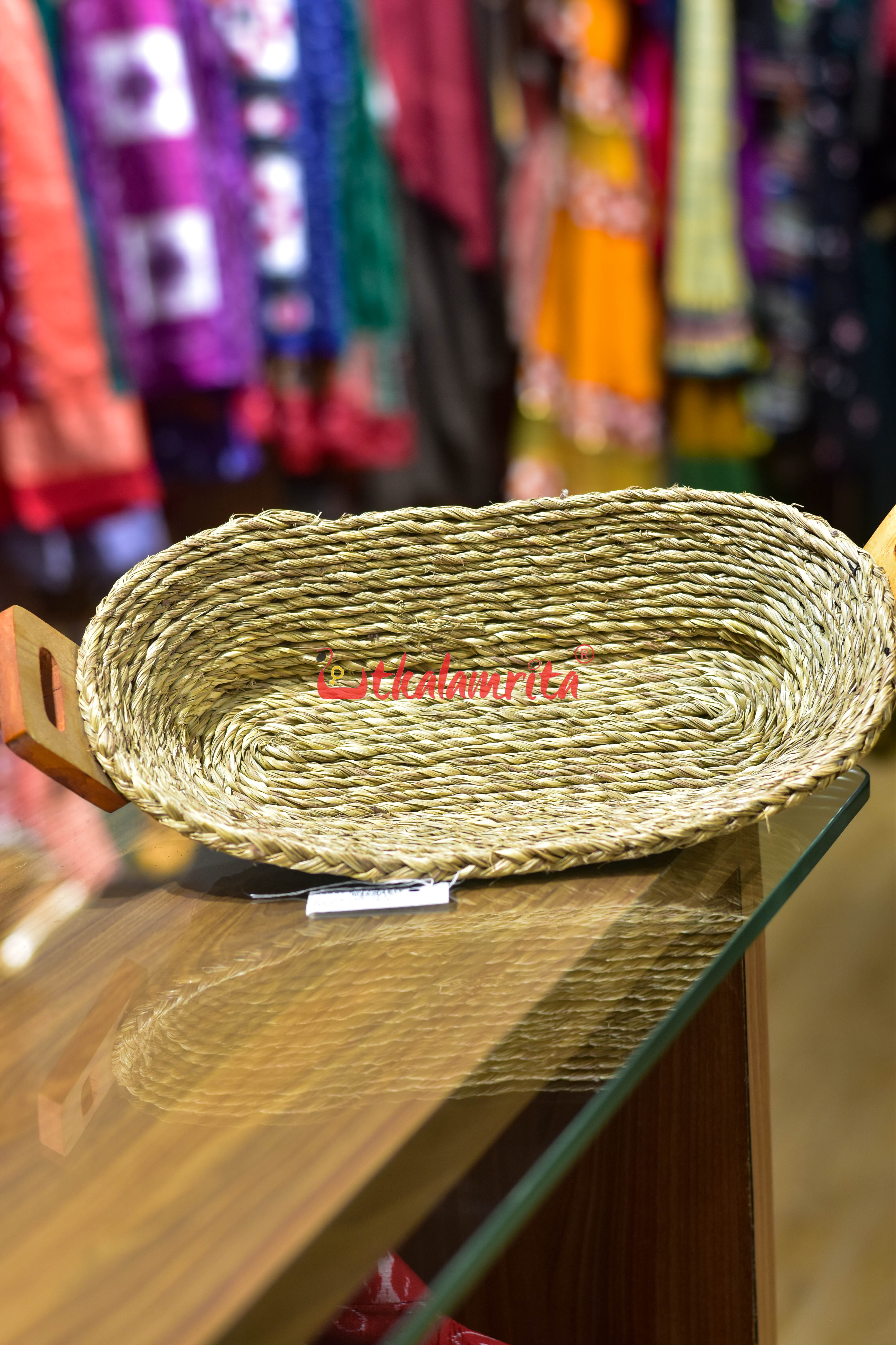 Sabai Grass Bread Basket with Wooden Handle (Medium)
