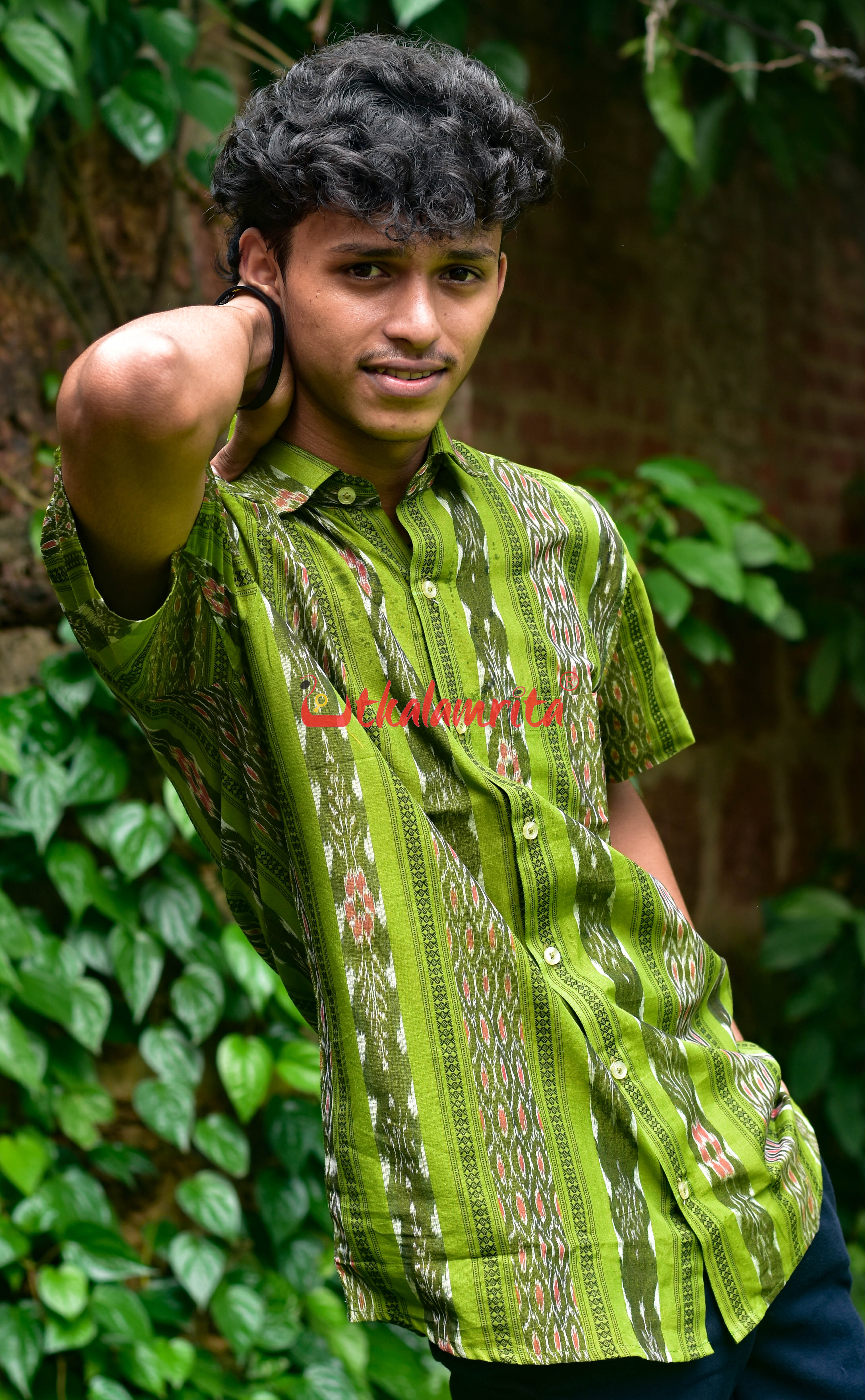 Mehendi Green Flower Ikat (Mens' Half Shirt)