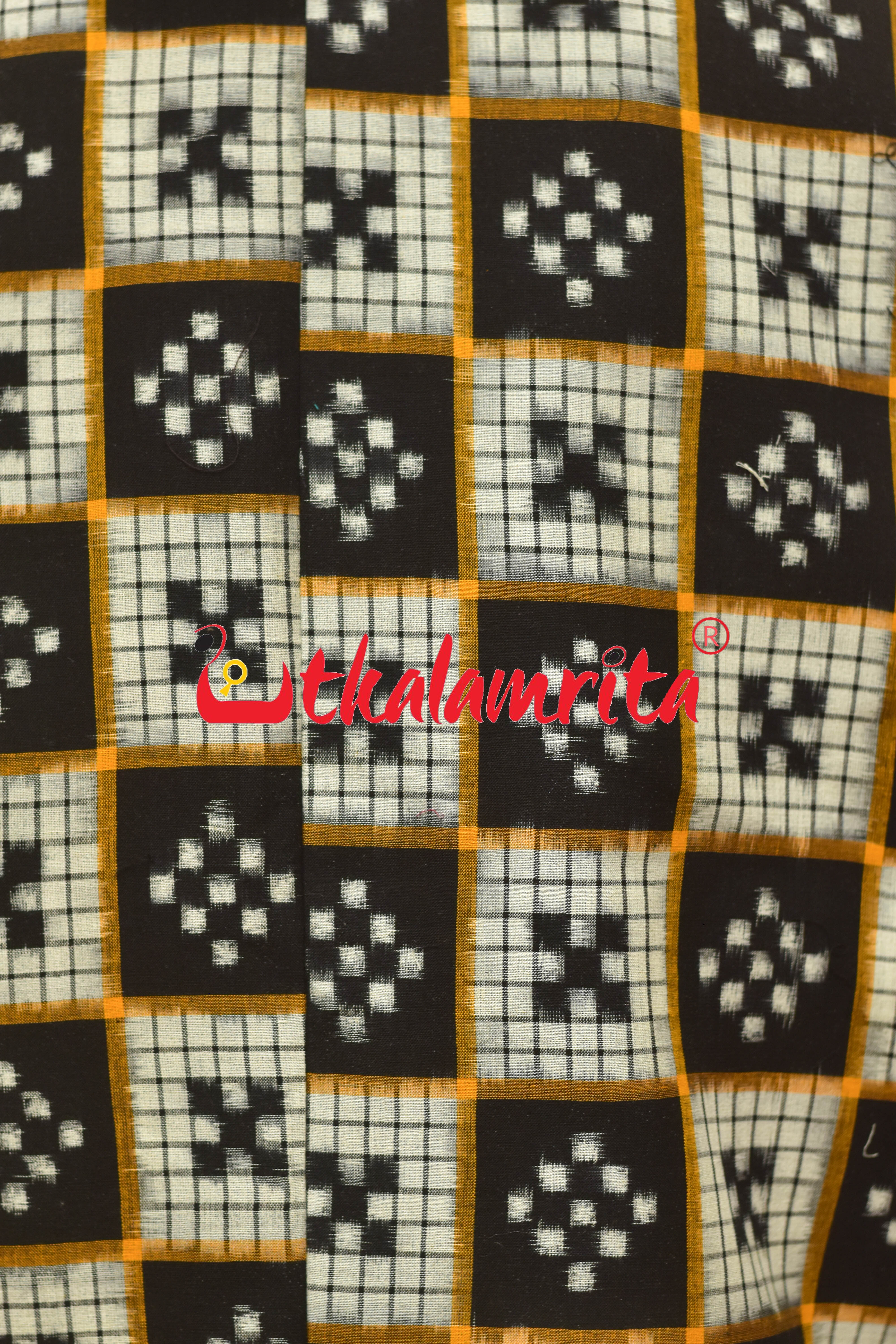 15 Kuthi White Black Pasapali (Modi Jacket)