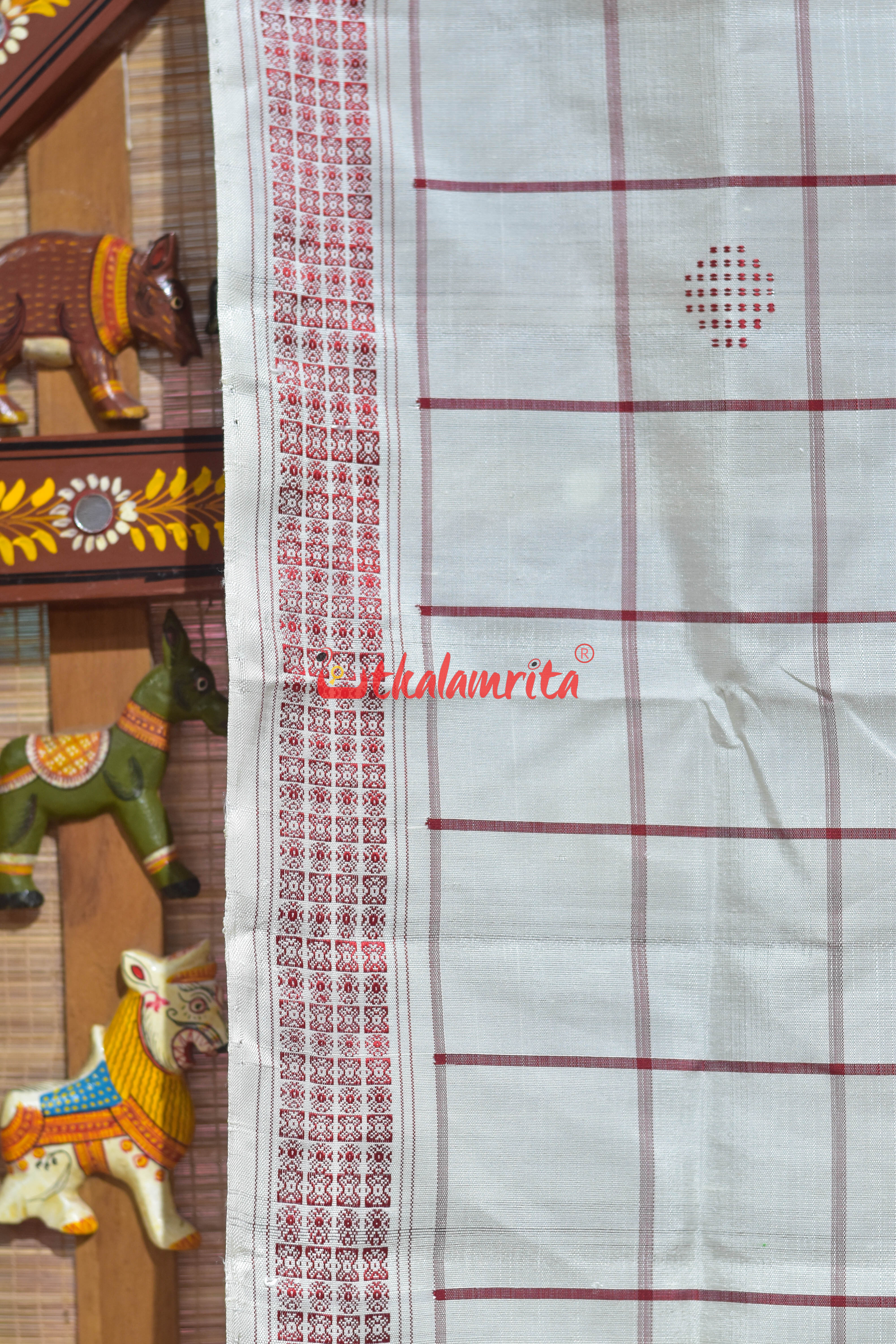 Off White Red Double Anchal Berhampuri Silk Saree