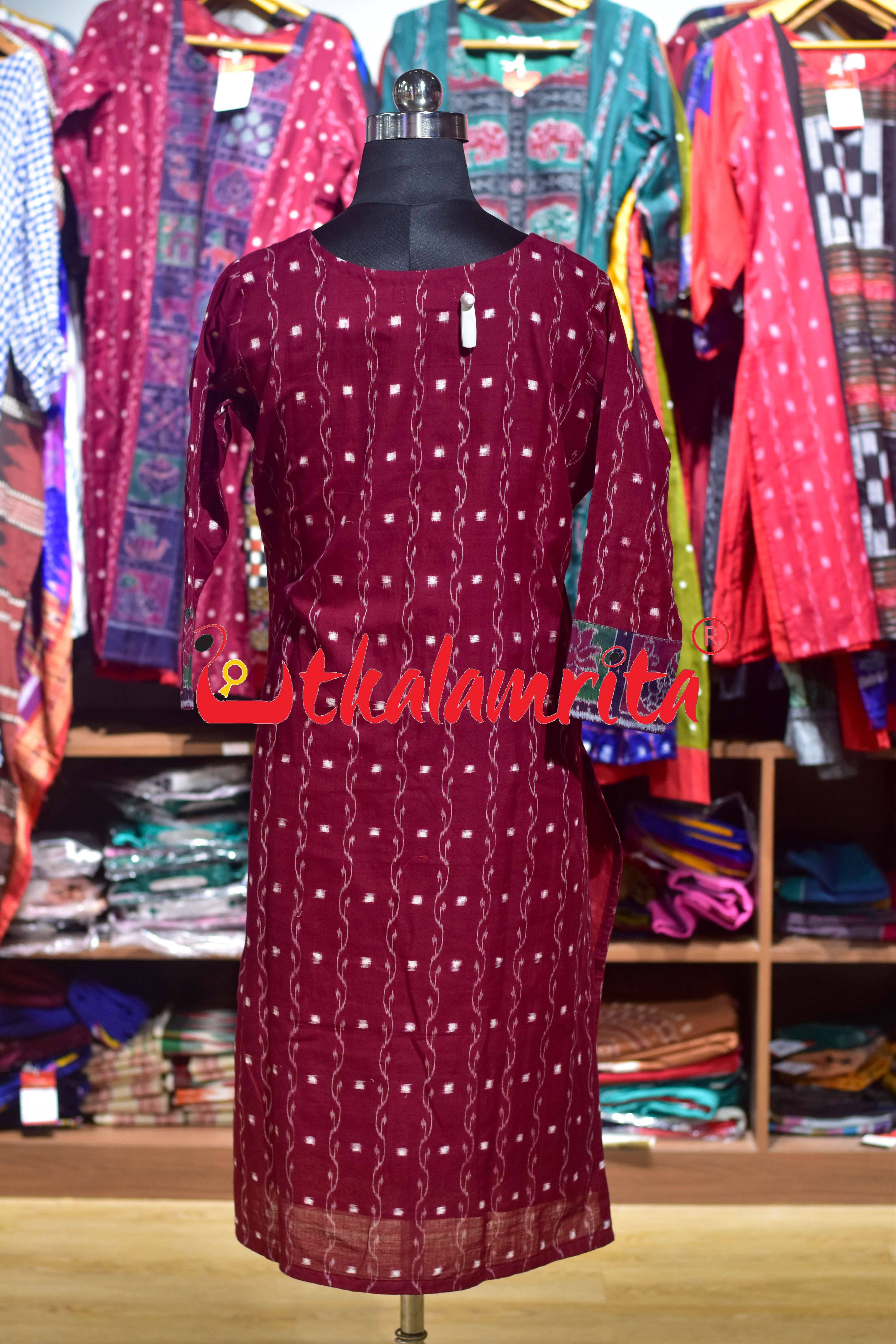 Maroon Tipa Lata Dasakothi (Ladies' Kurti)