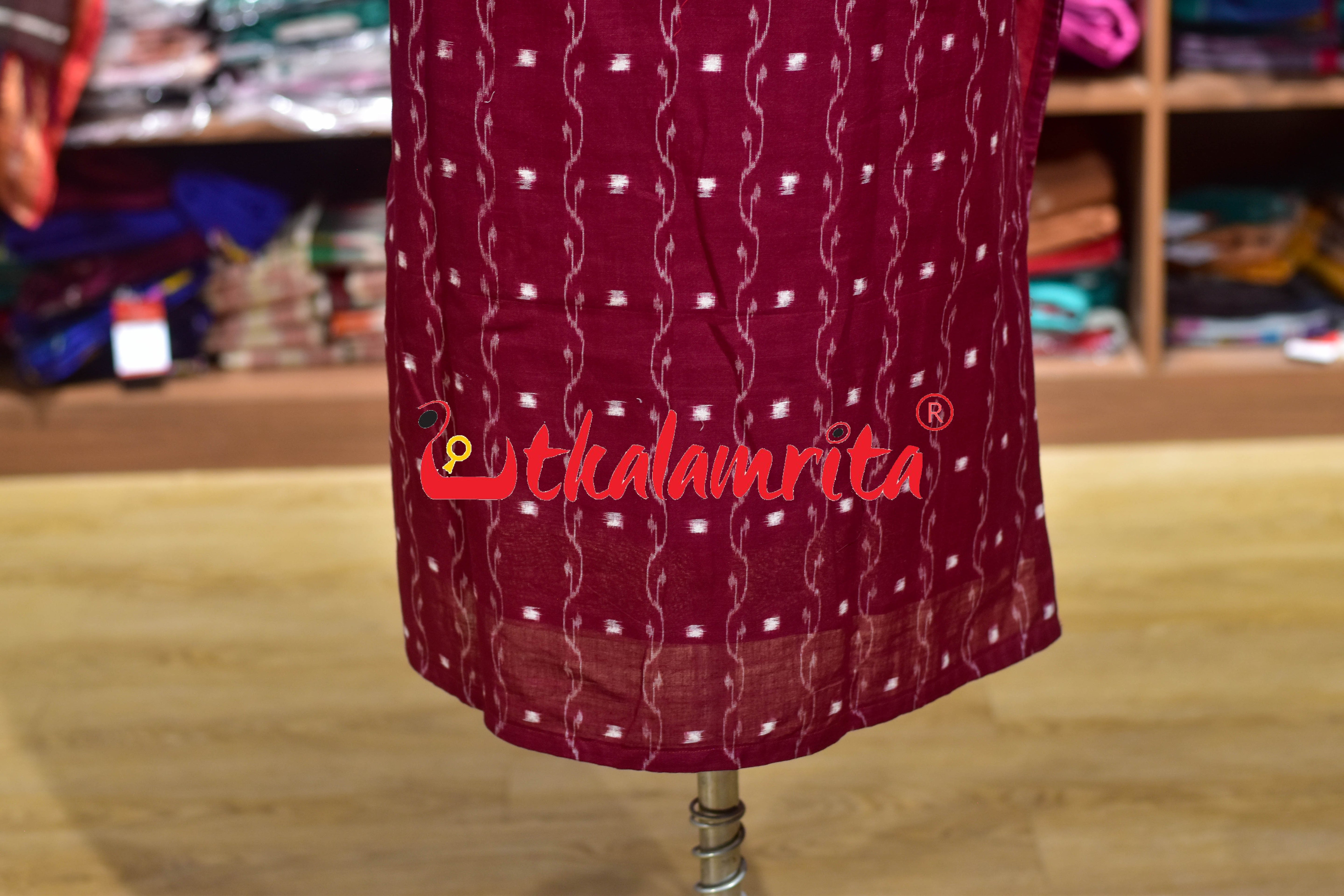 Maroon Tipa Lata Dasakothi (Ladies' Kurti)