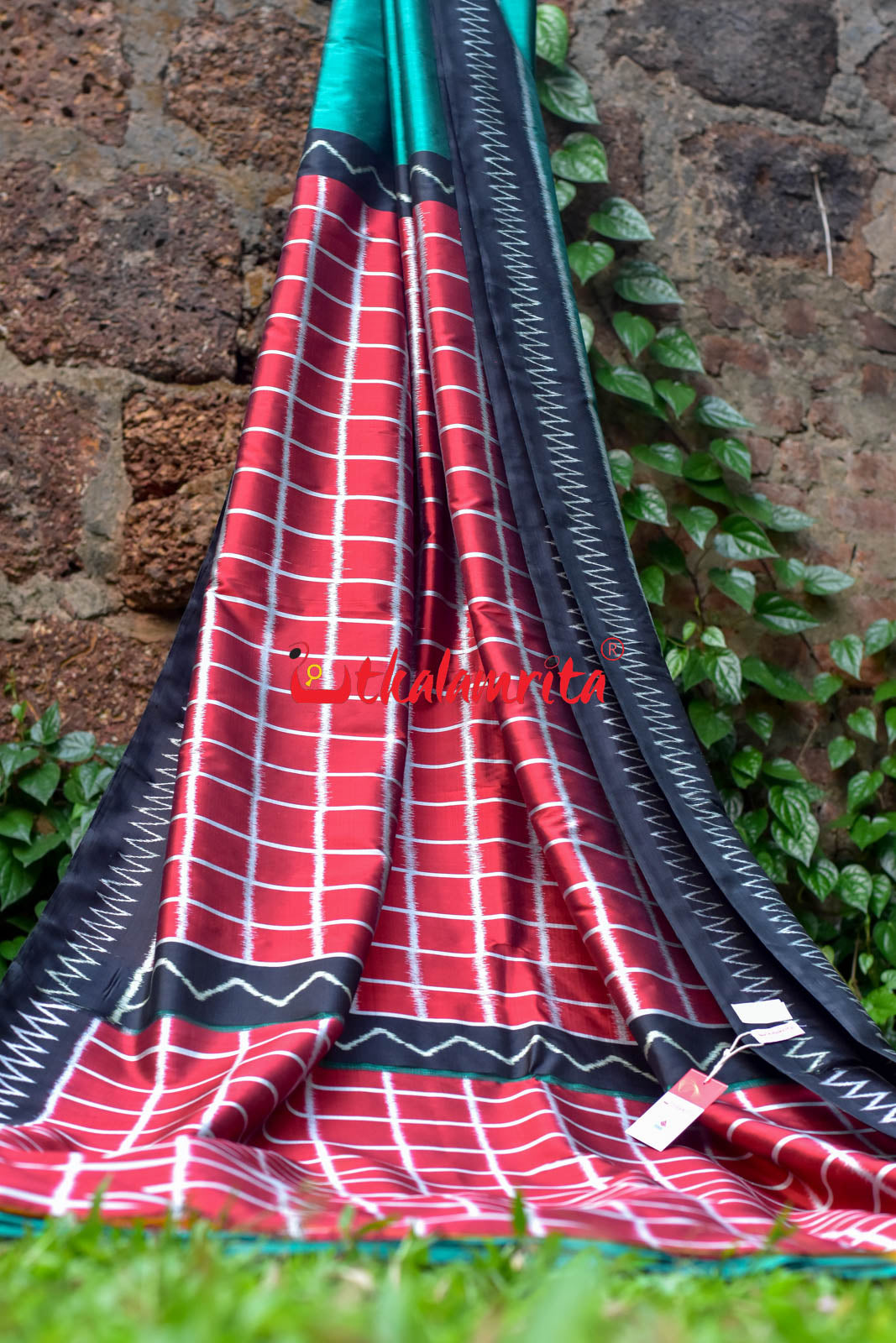 Emerald Green Red Chess Pallu Khandua Silk Saree
