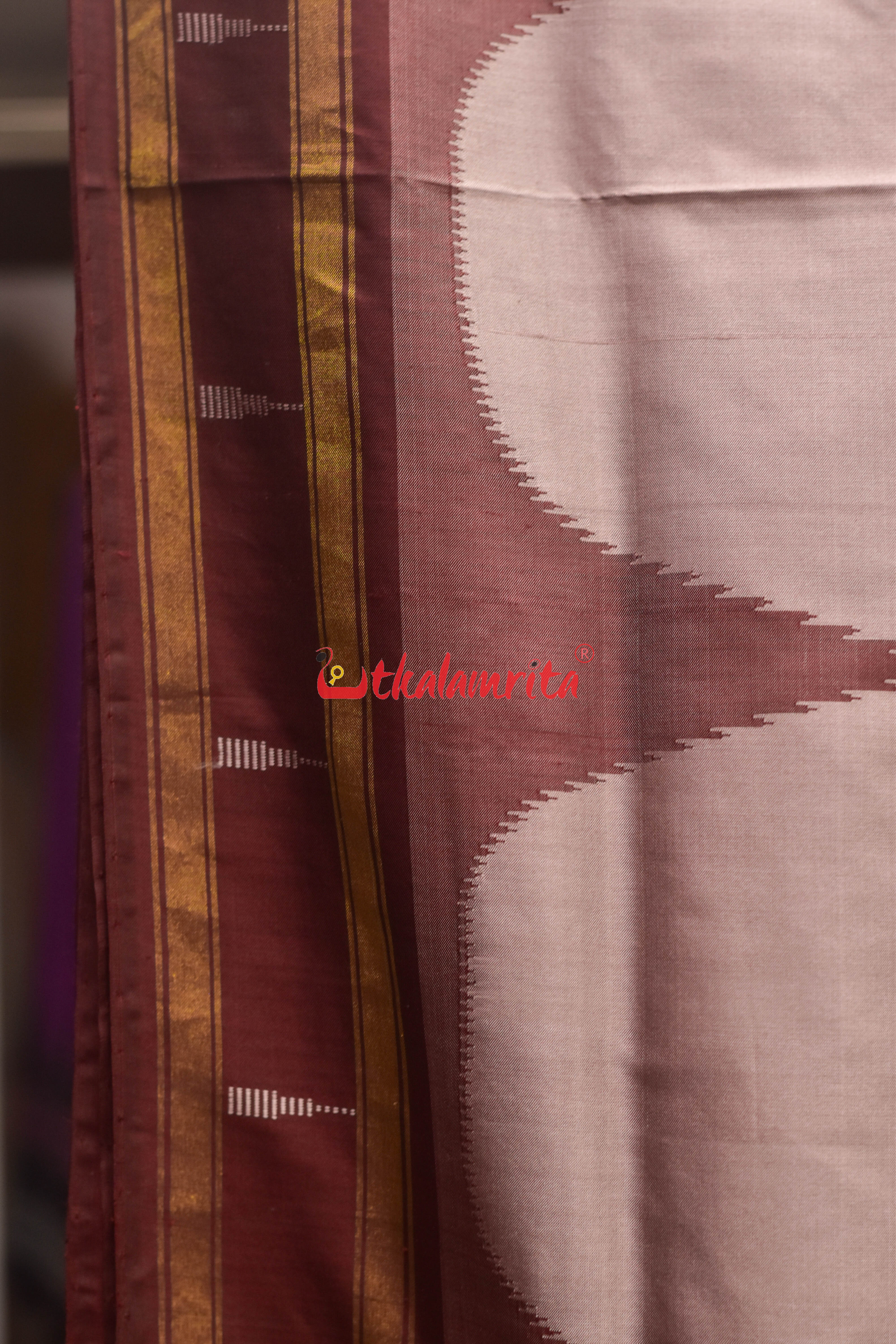 Half Tissue Lavender Sambalpuri Phoda Kumbha Silk Saree