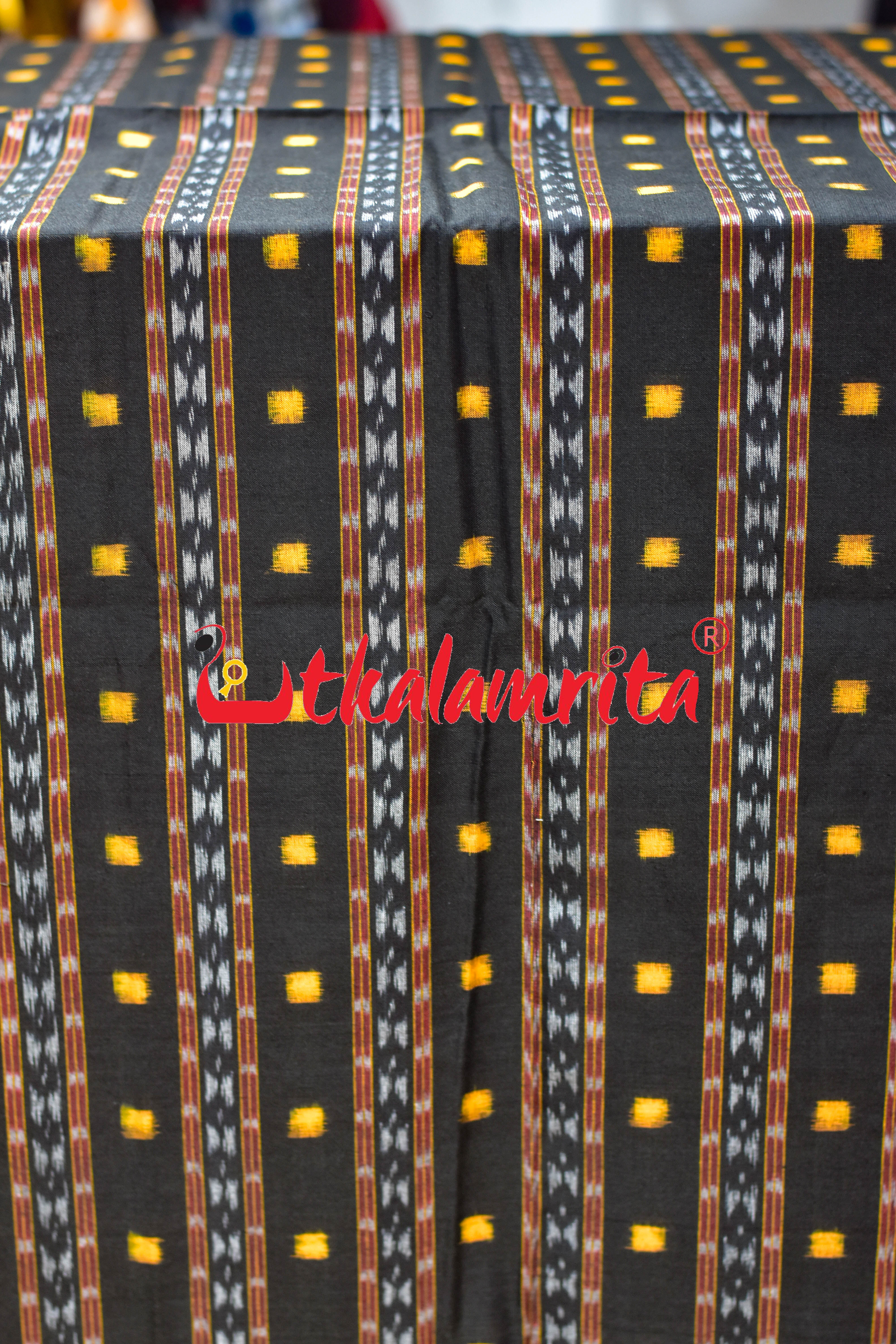 Black Rust Tipa Pasapali Cotton (Fabric)