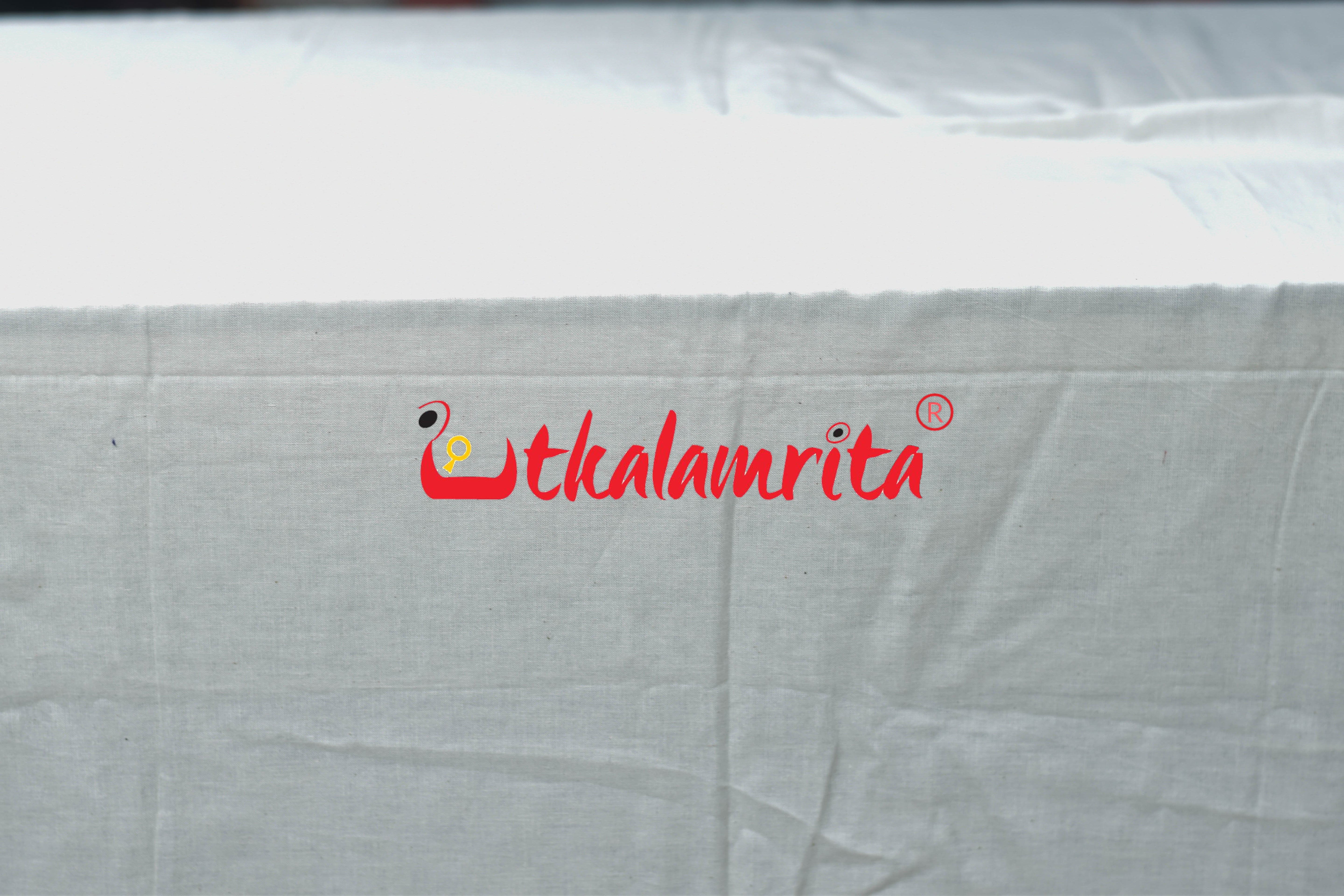 Plain White Maniabandha Cotton (Fabric)