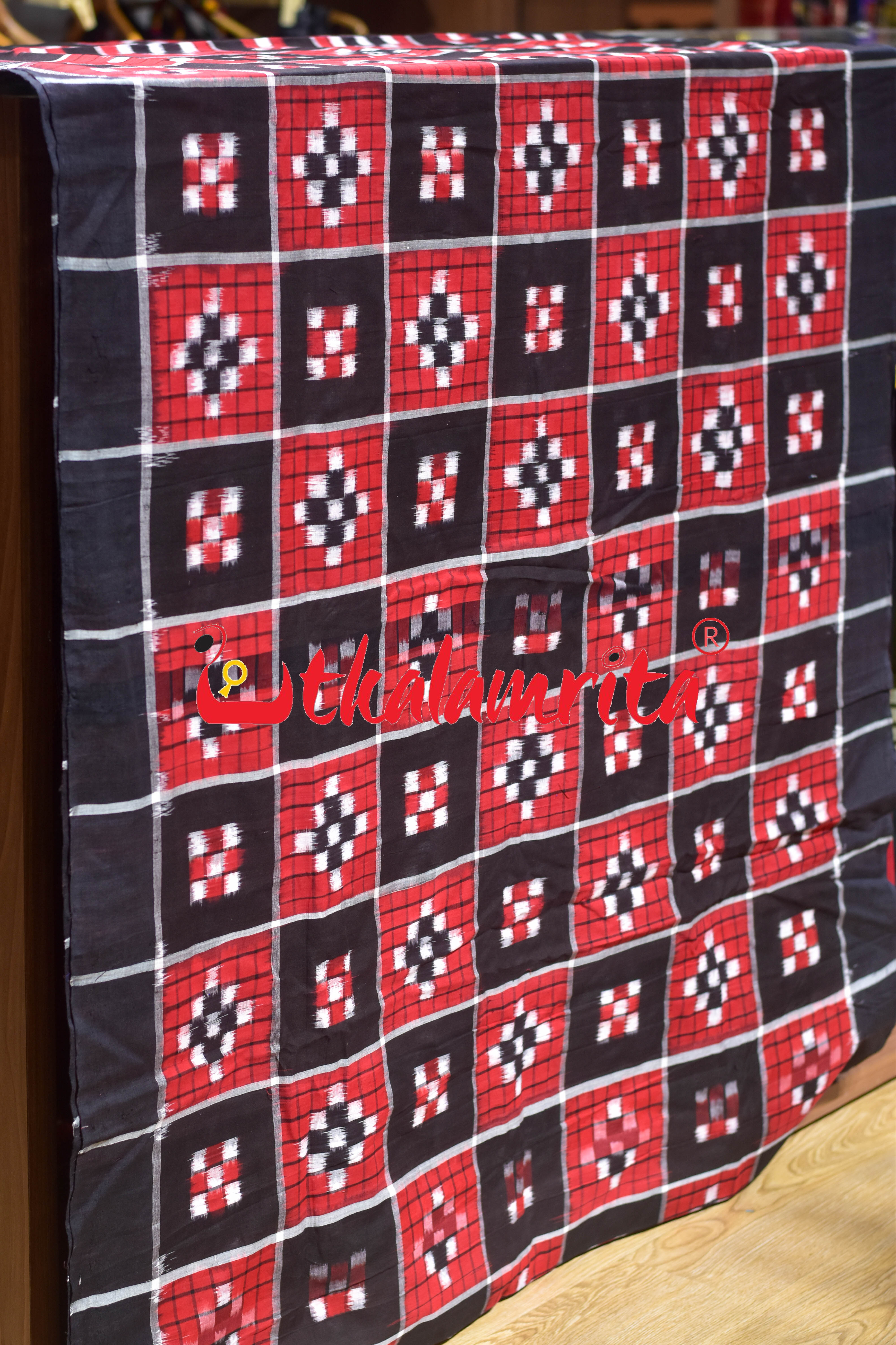 7 Kuthi RBW Pasapali Cotton (Fabric)