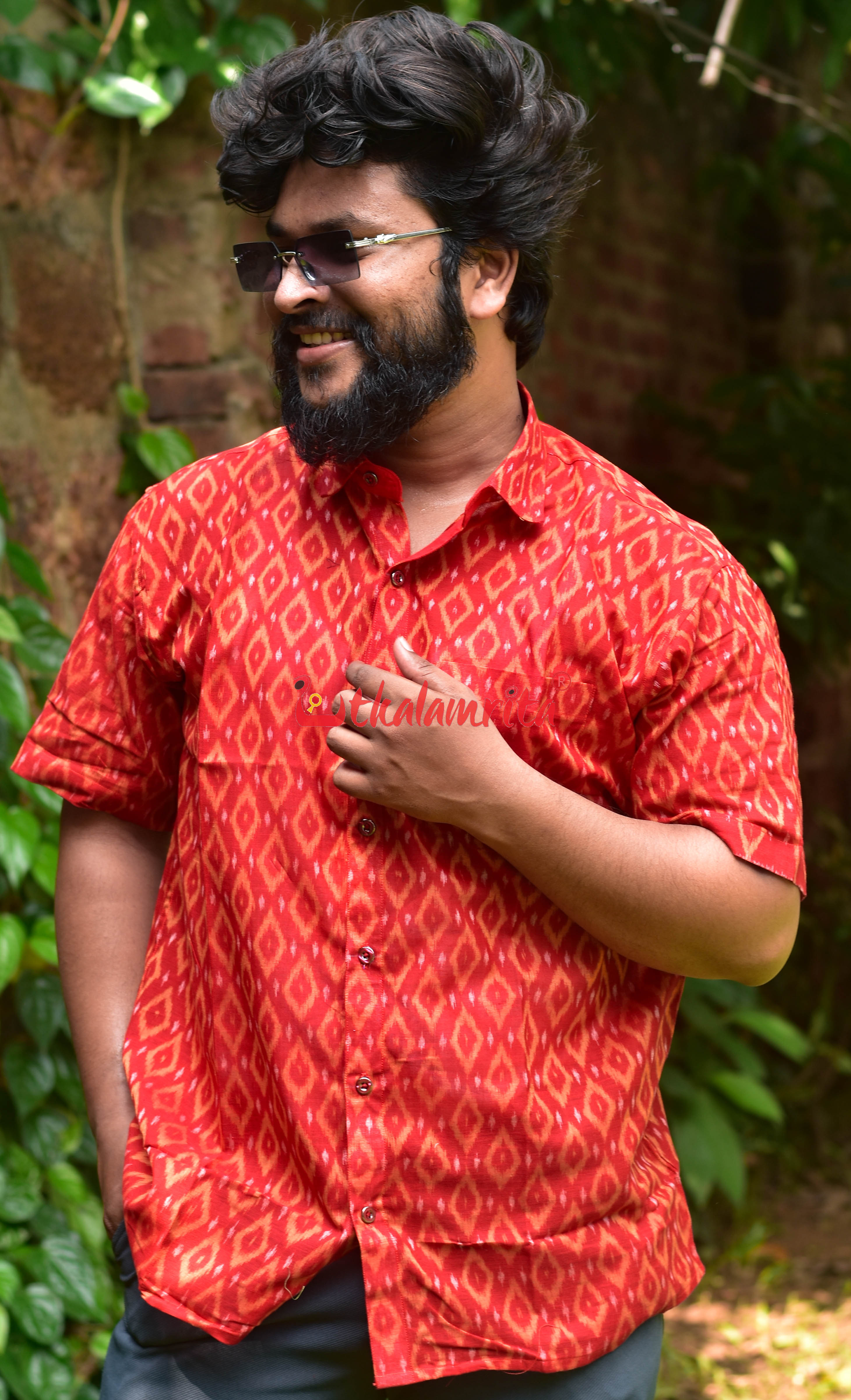 Red Fire Fusion (Mens' Half Shirt)