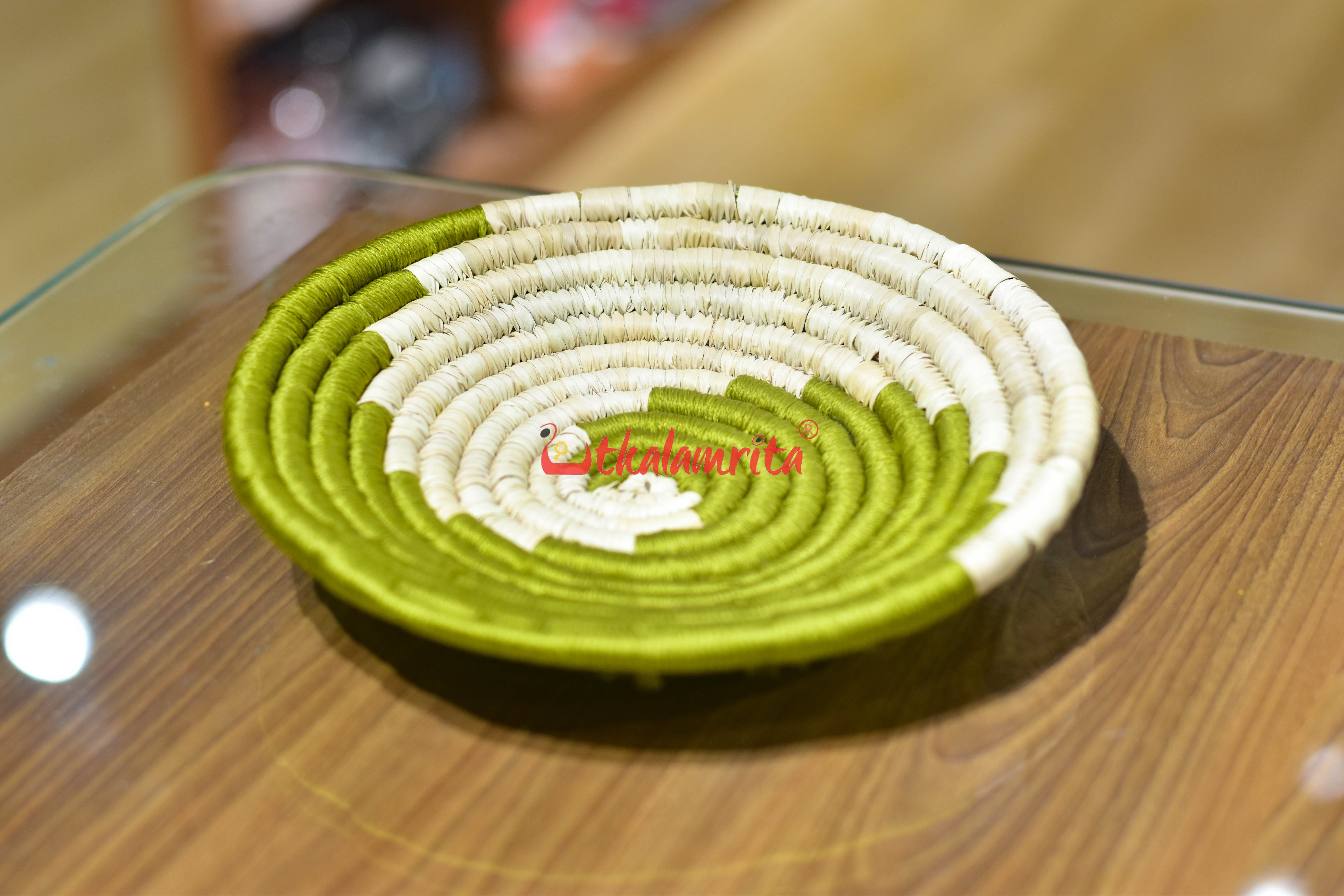 Sabai Grass Olive Wall Basket- Small