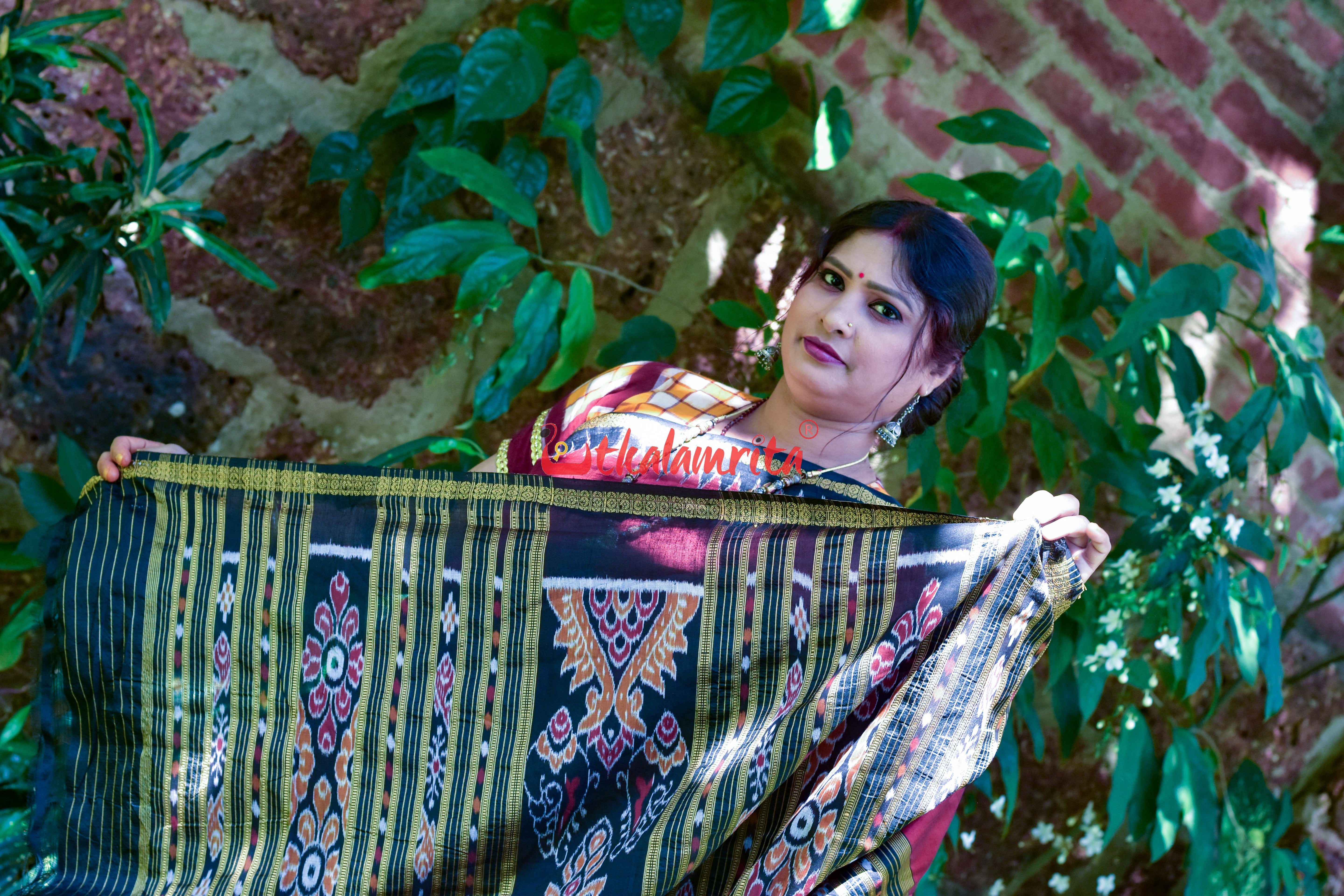 Ekphuliya Maroon Khandua Silk Saree